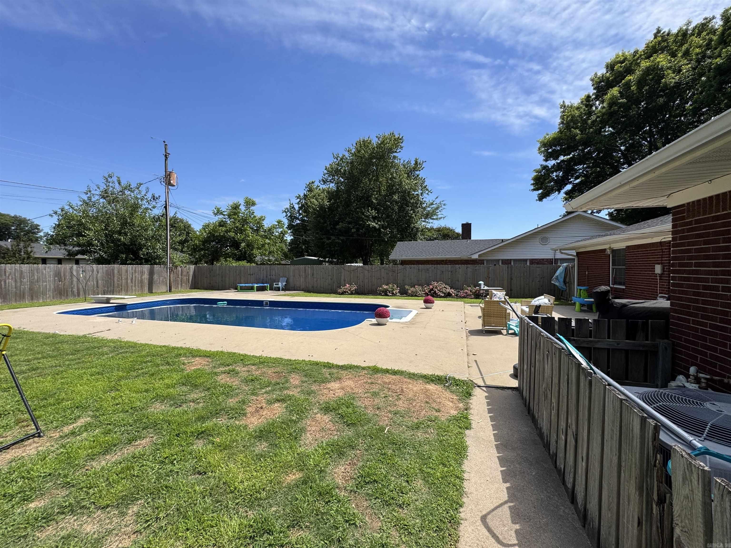COKER HAMPTON - Residential