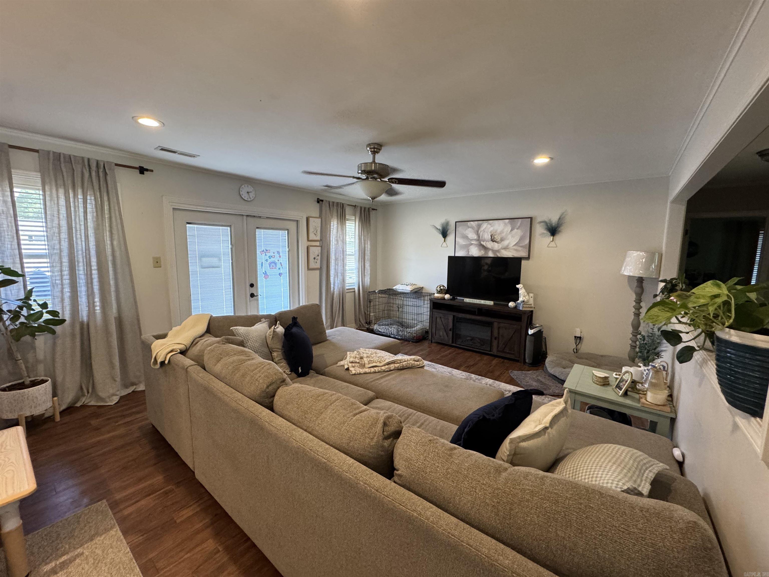 COKER HAMPTON - Residential