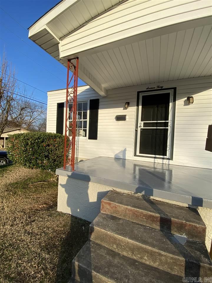 Kahn - Residential Lease