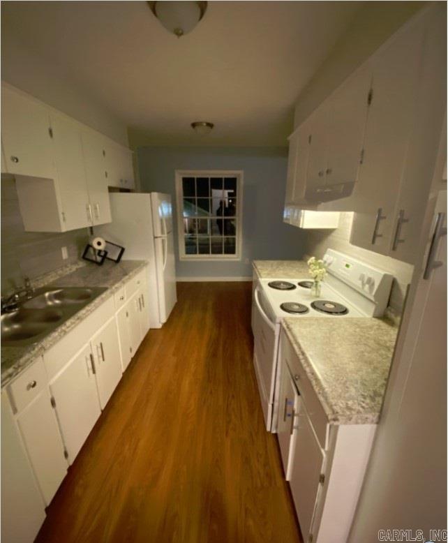 Kahn - Residential Lease