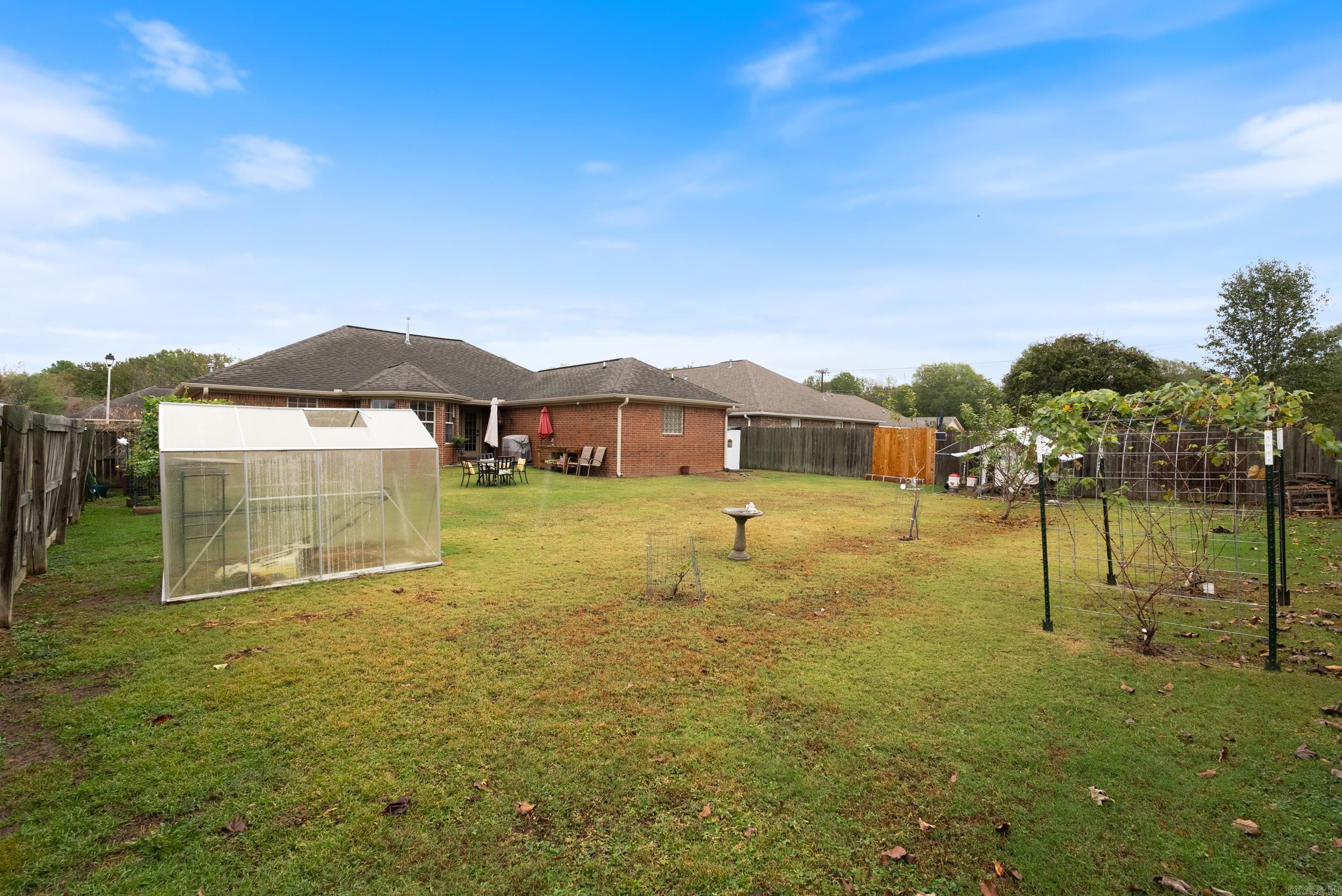 SMITHFIELD - Residential