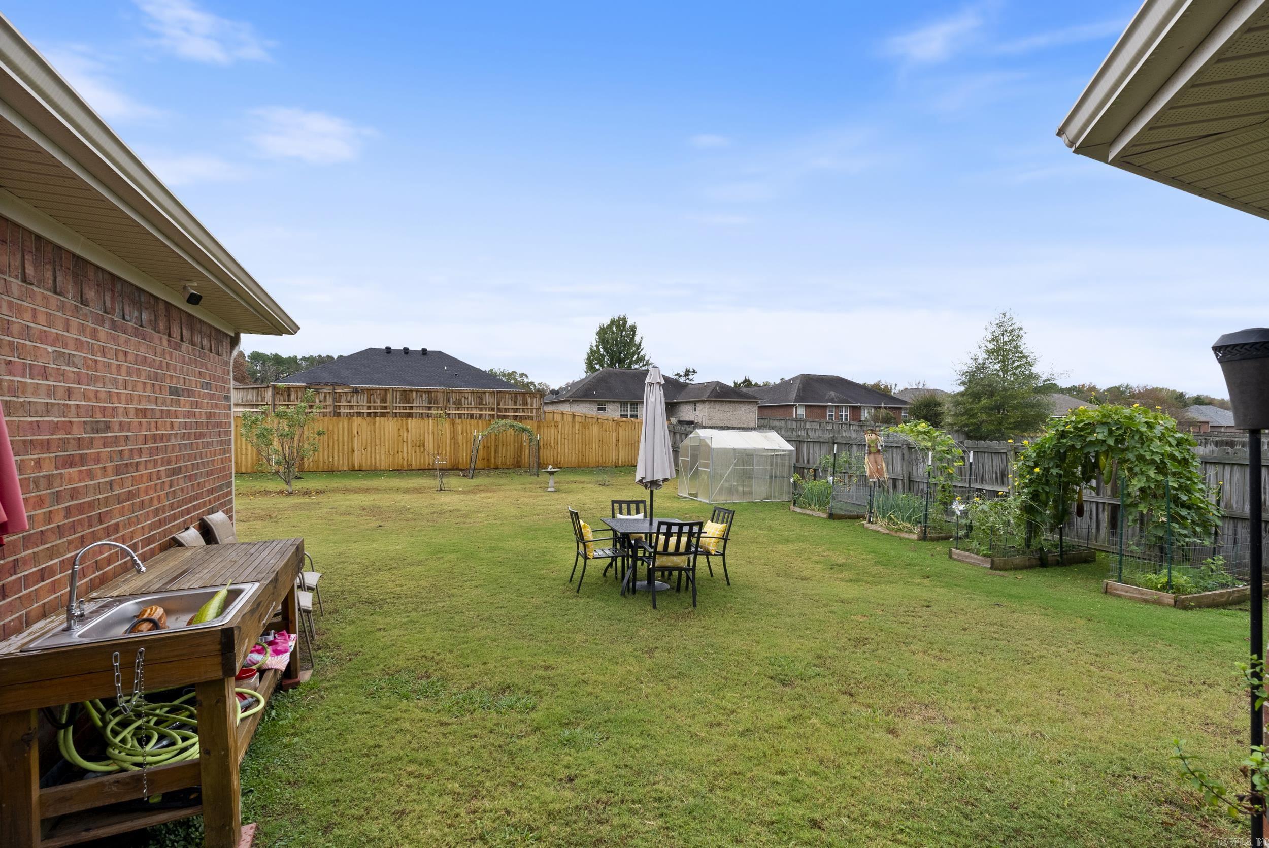 SMITHFIELD - Residential