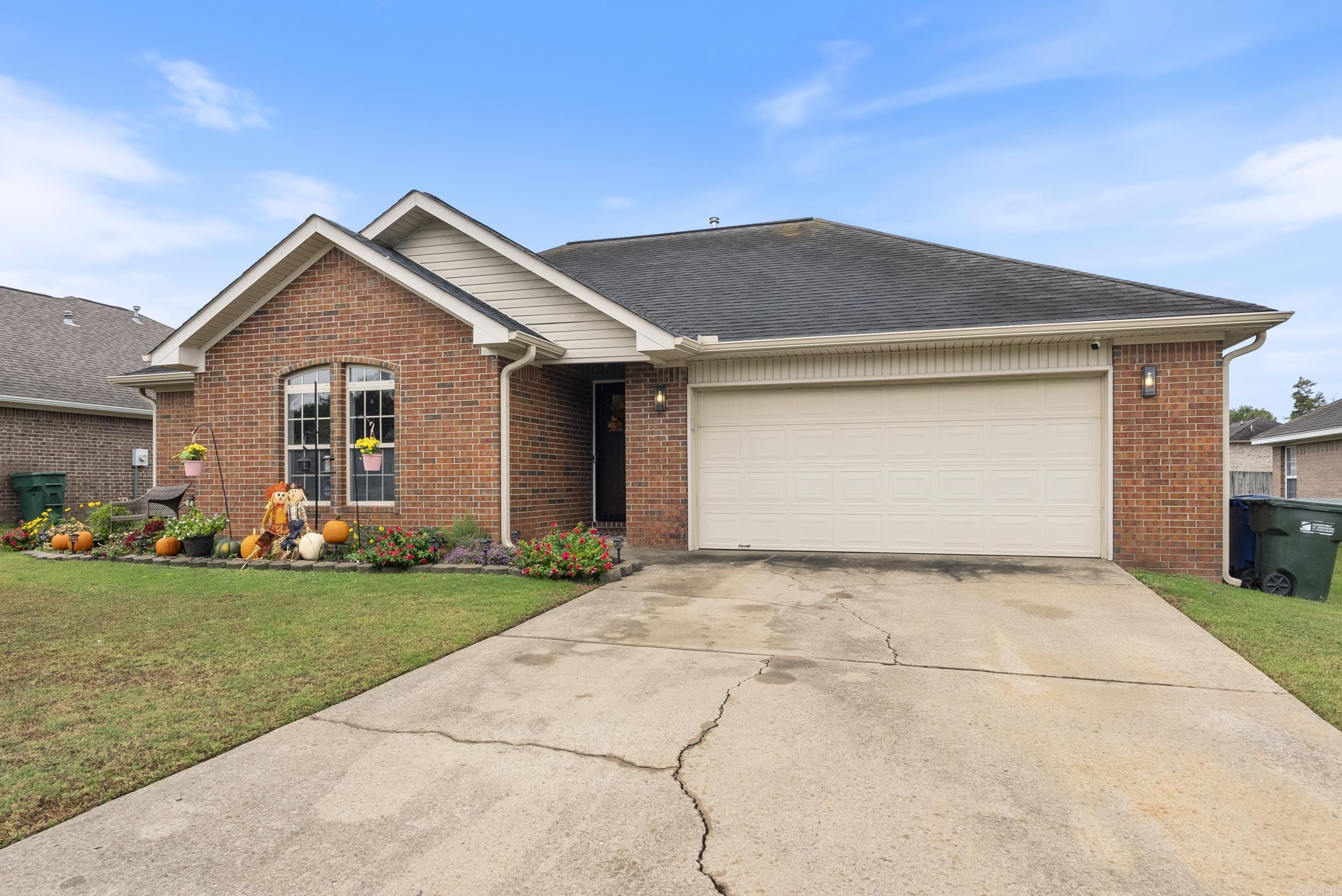 SMITHFIELD - Residential