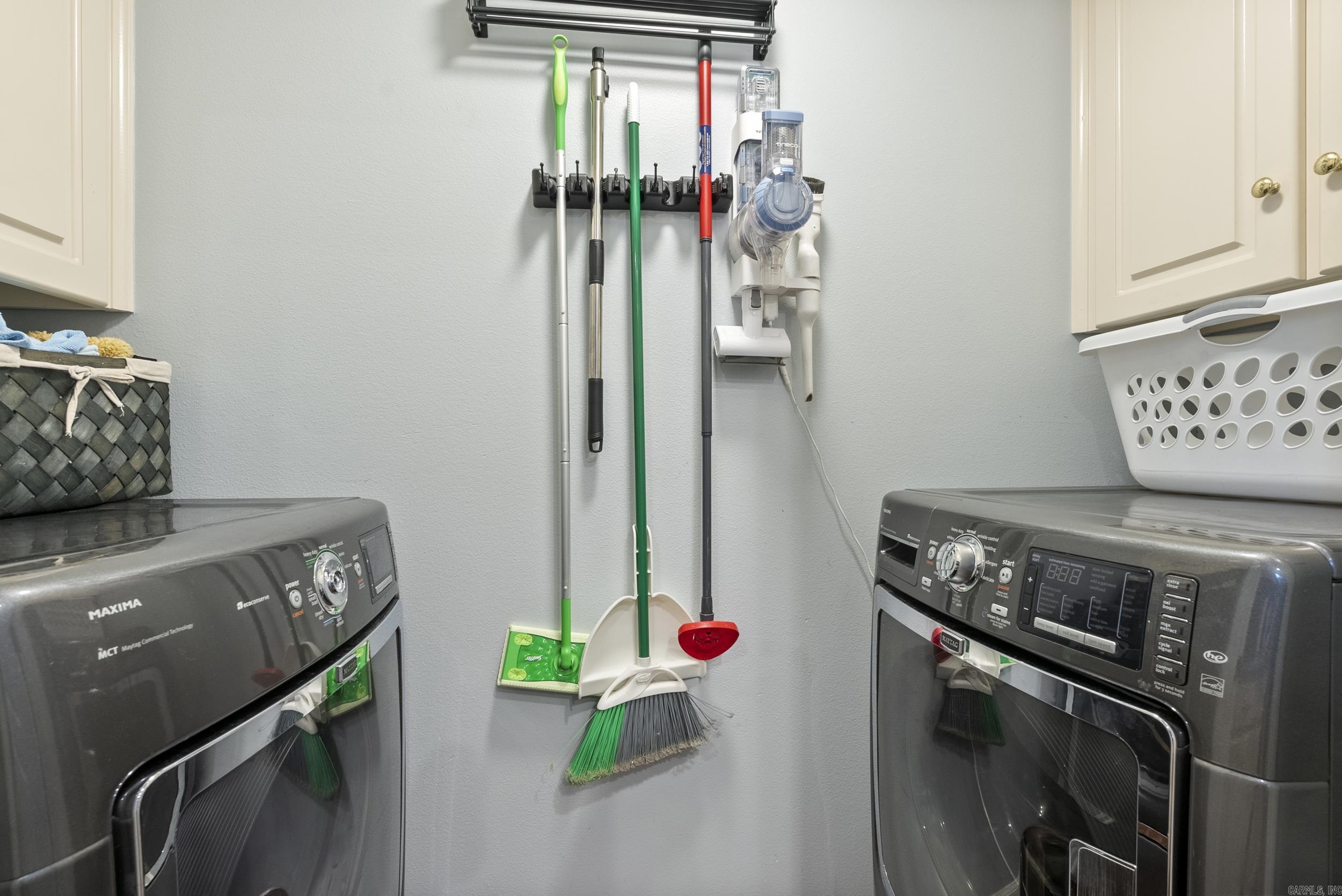 SMITHFIELD - Residential