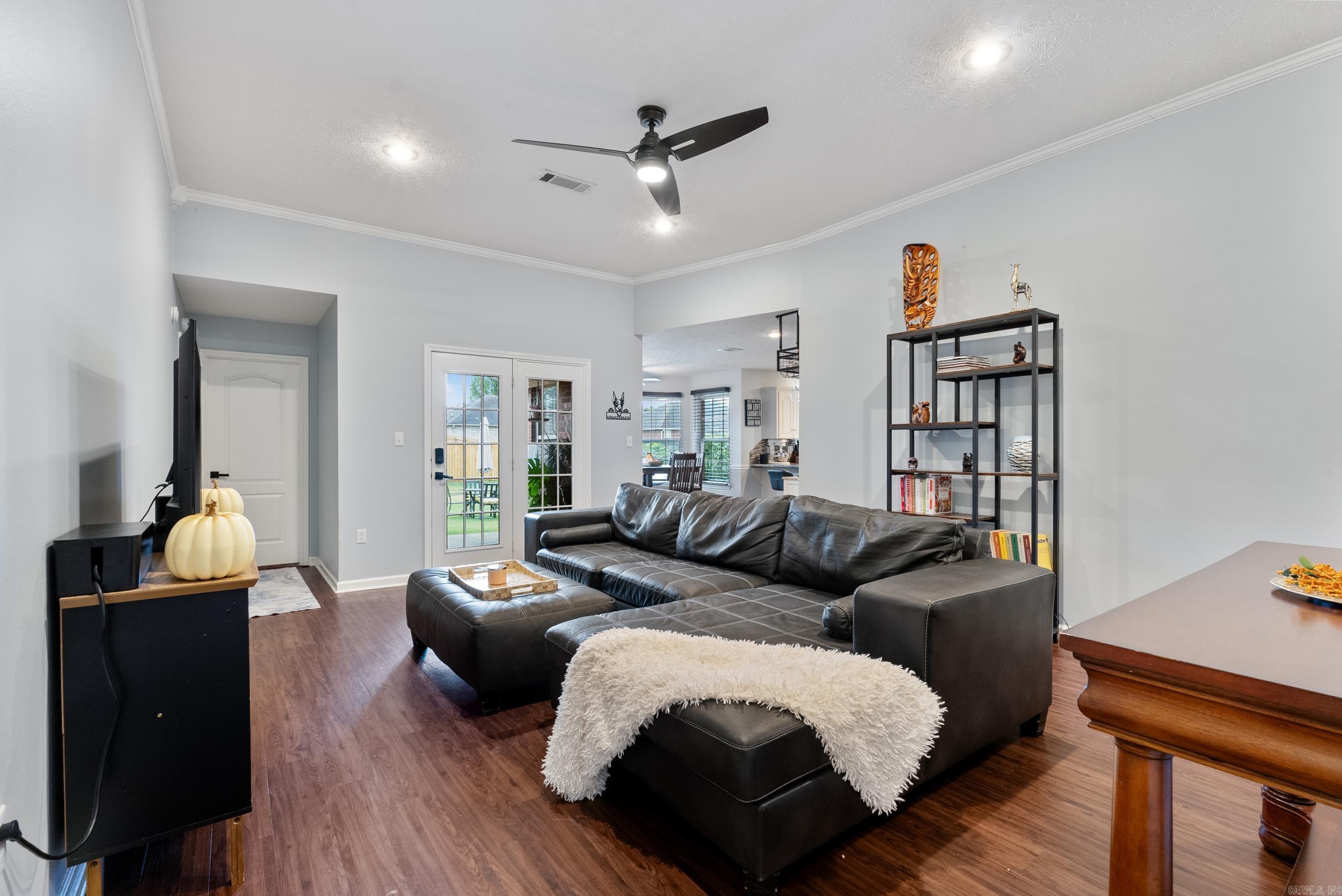 SMITHFIELD - Residential