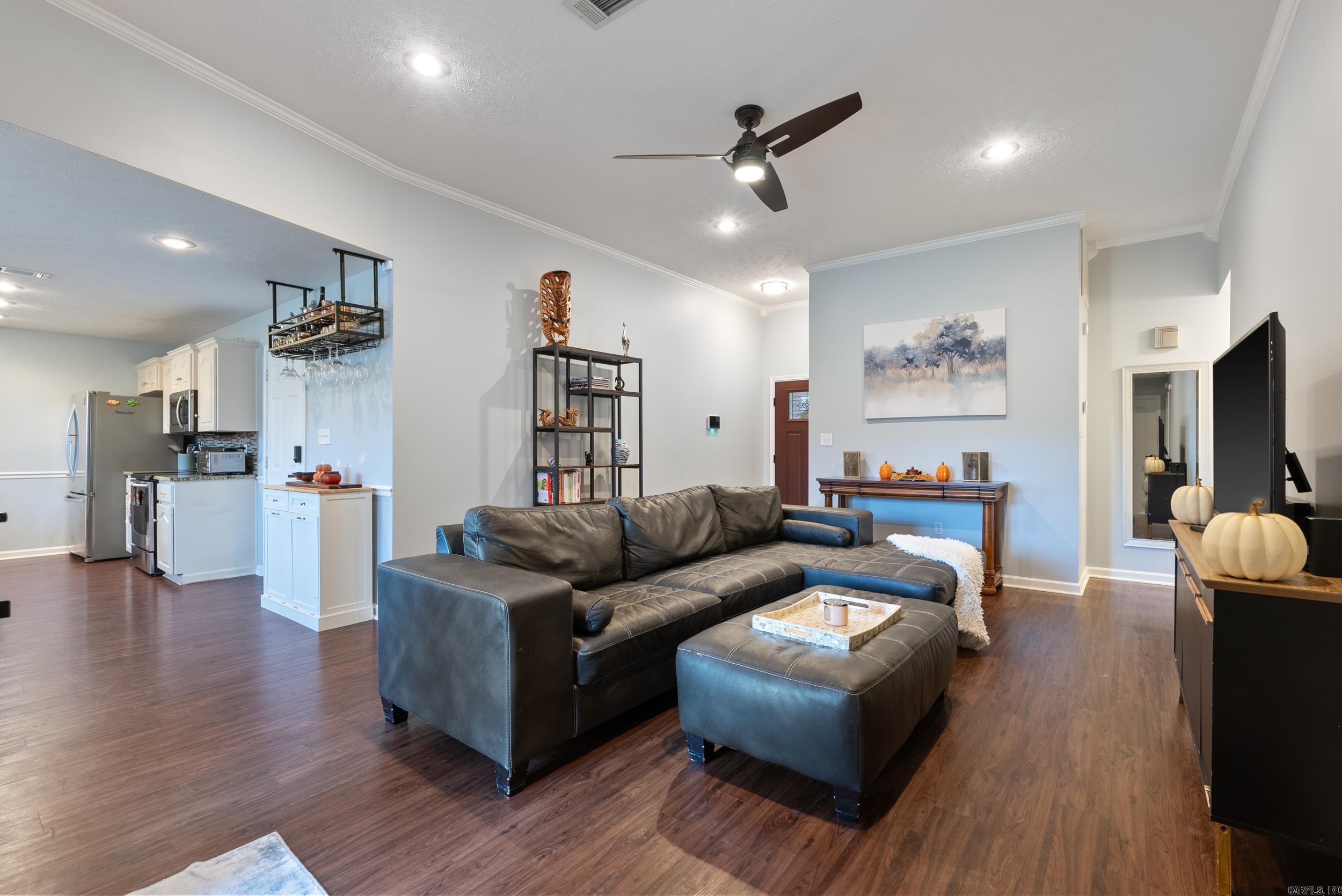 SMITHFIELD - Residential