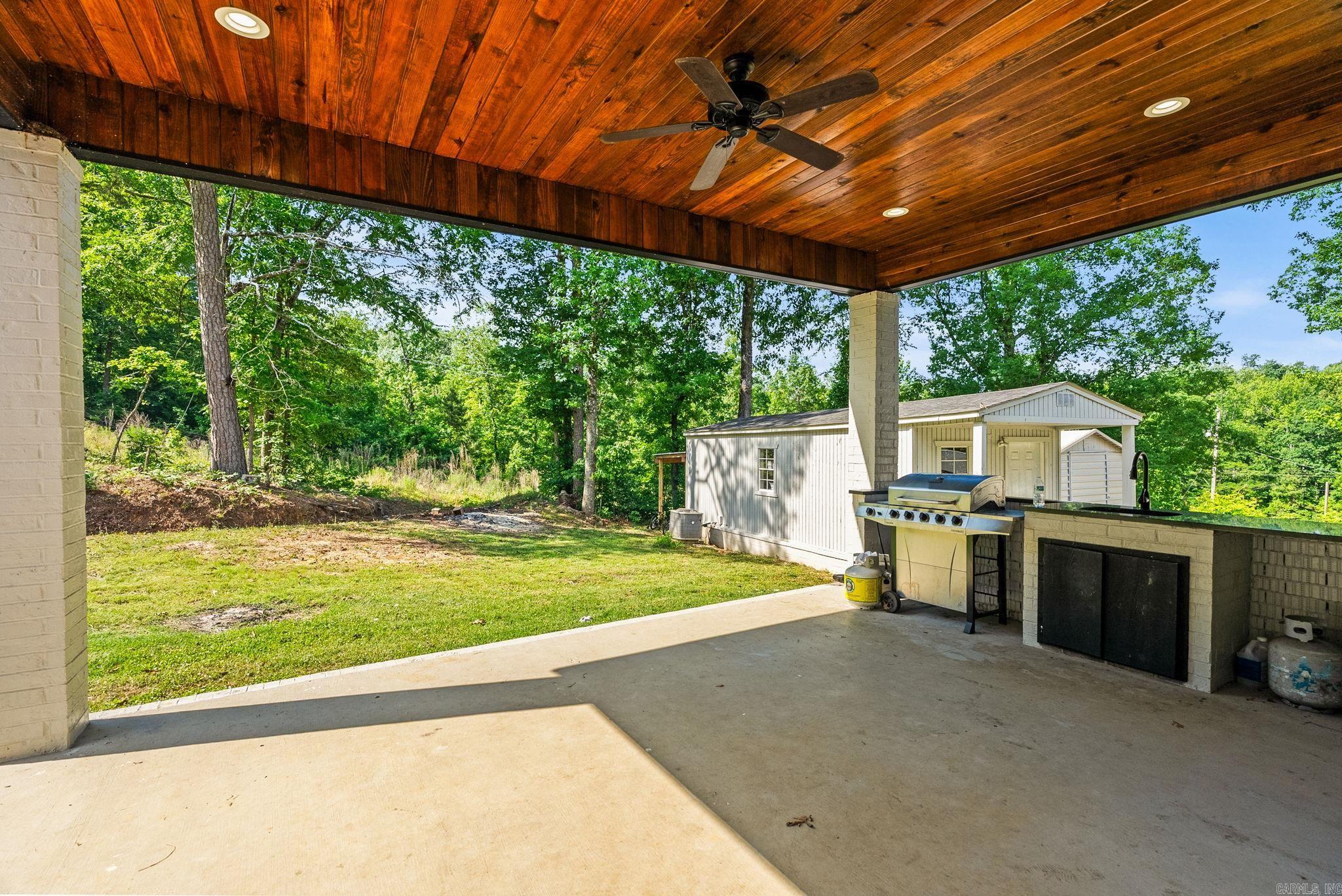 REGENCY HILLS - Residential