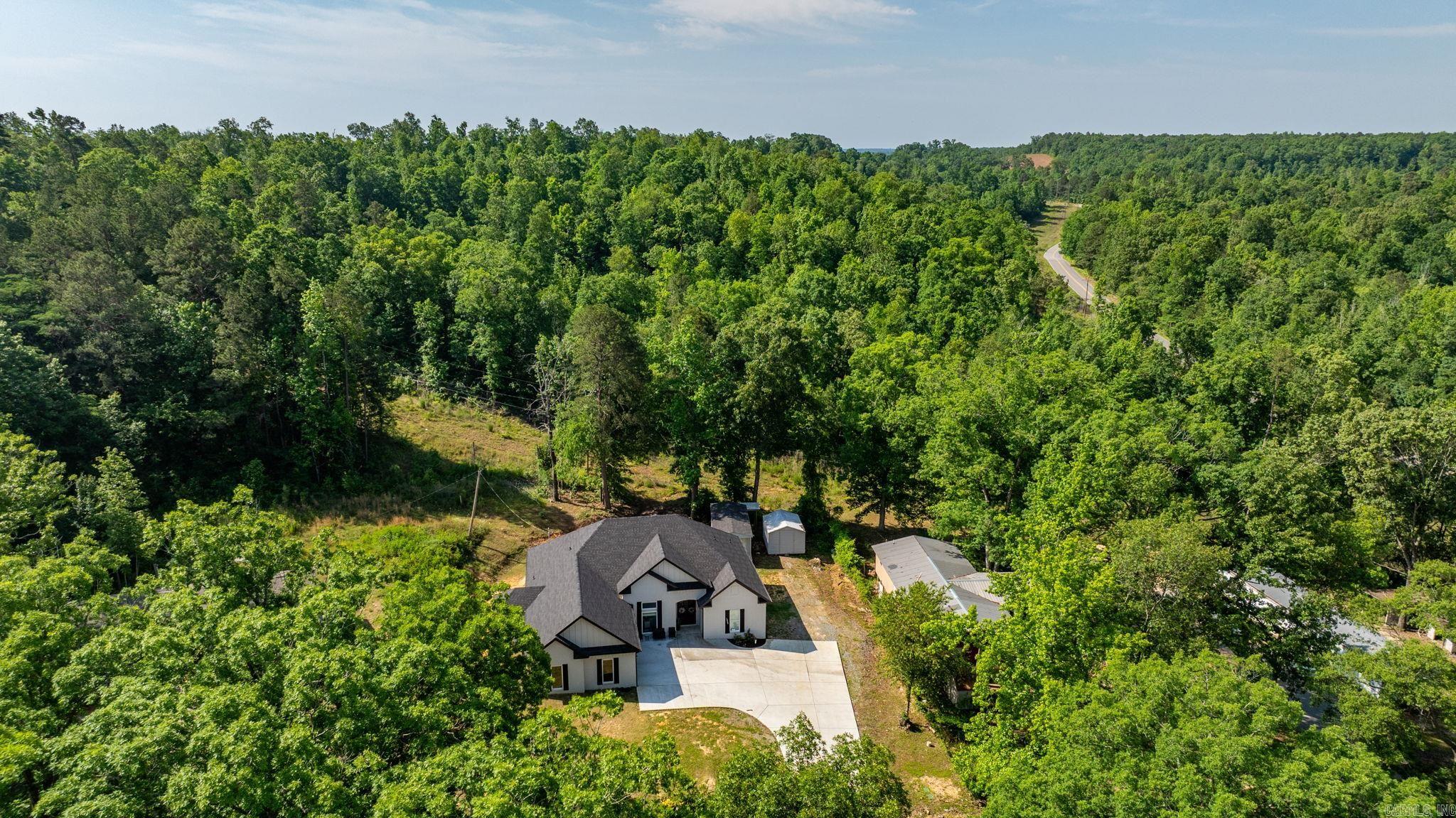 REGENCY HILLS - Residential