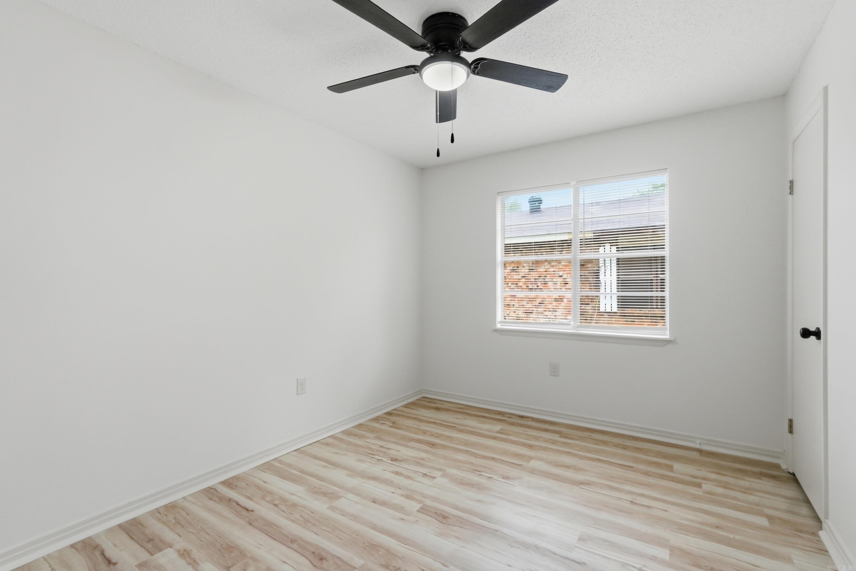 KELLOGG LAKE EST - Residential
