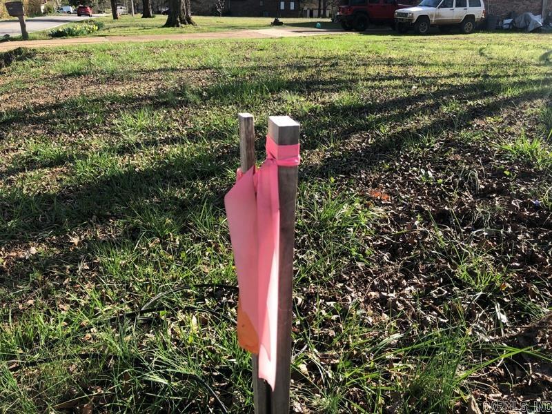 Searcy Outlets - Land