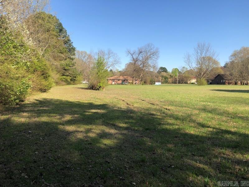 Searcy Outlets - Land