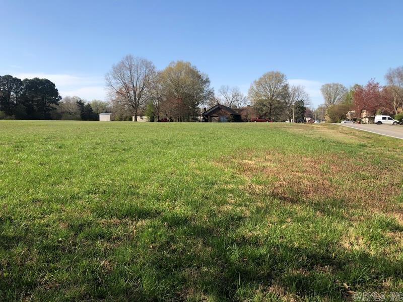 Searcy Outlets - Land