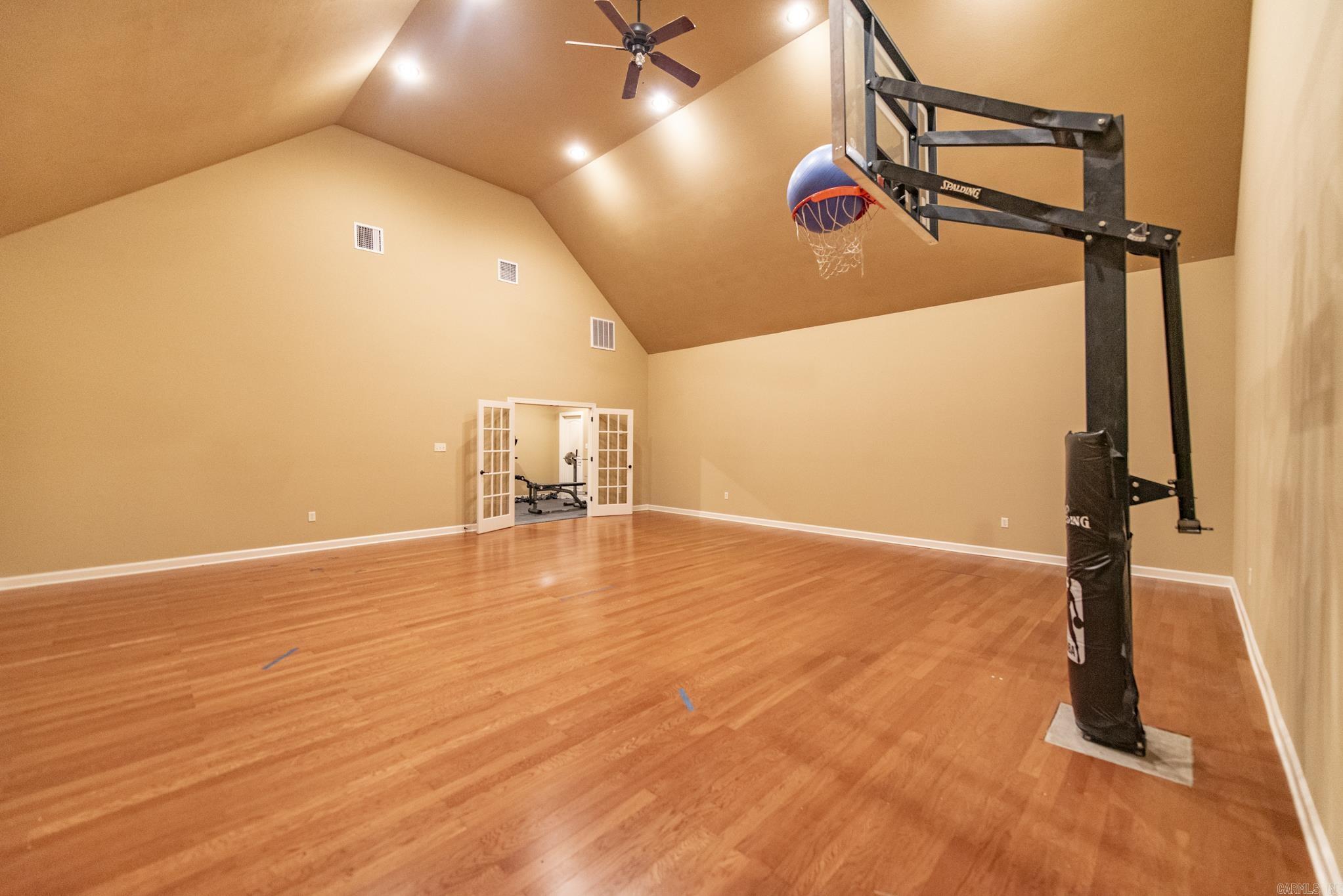 CALLAGHAN CREEK - Residential