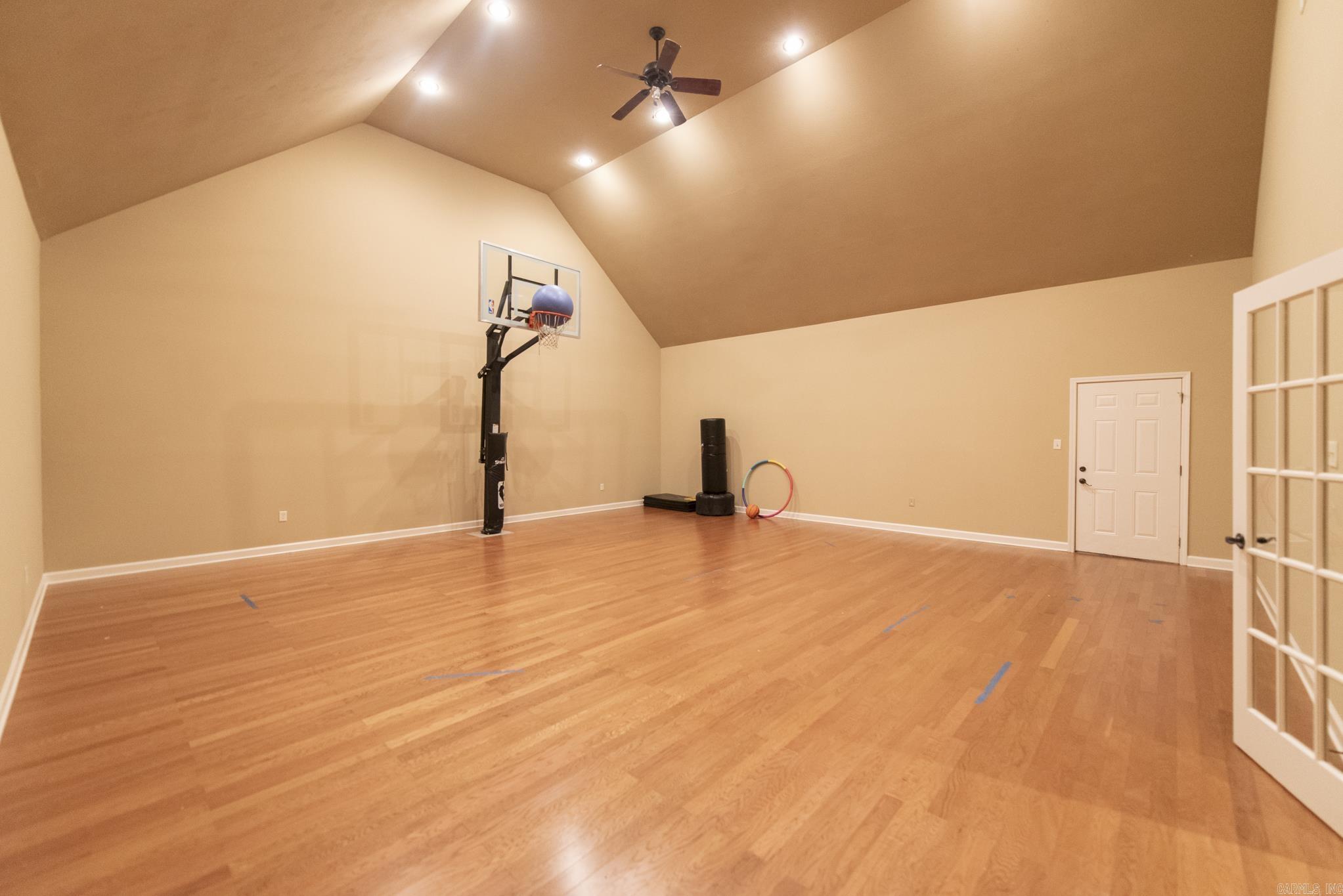 CALLAGHAN CREEK - Residential