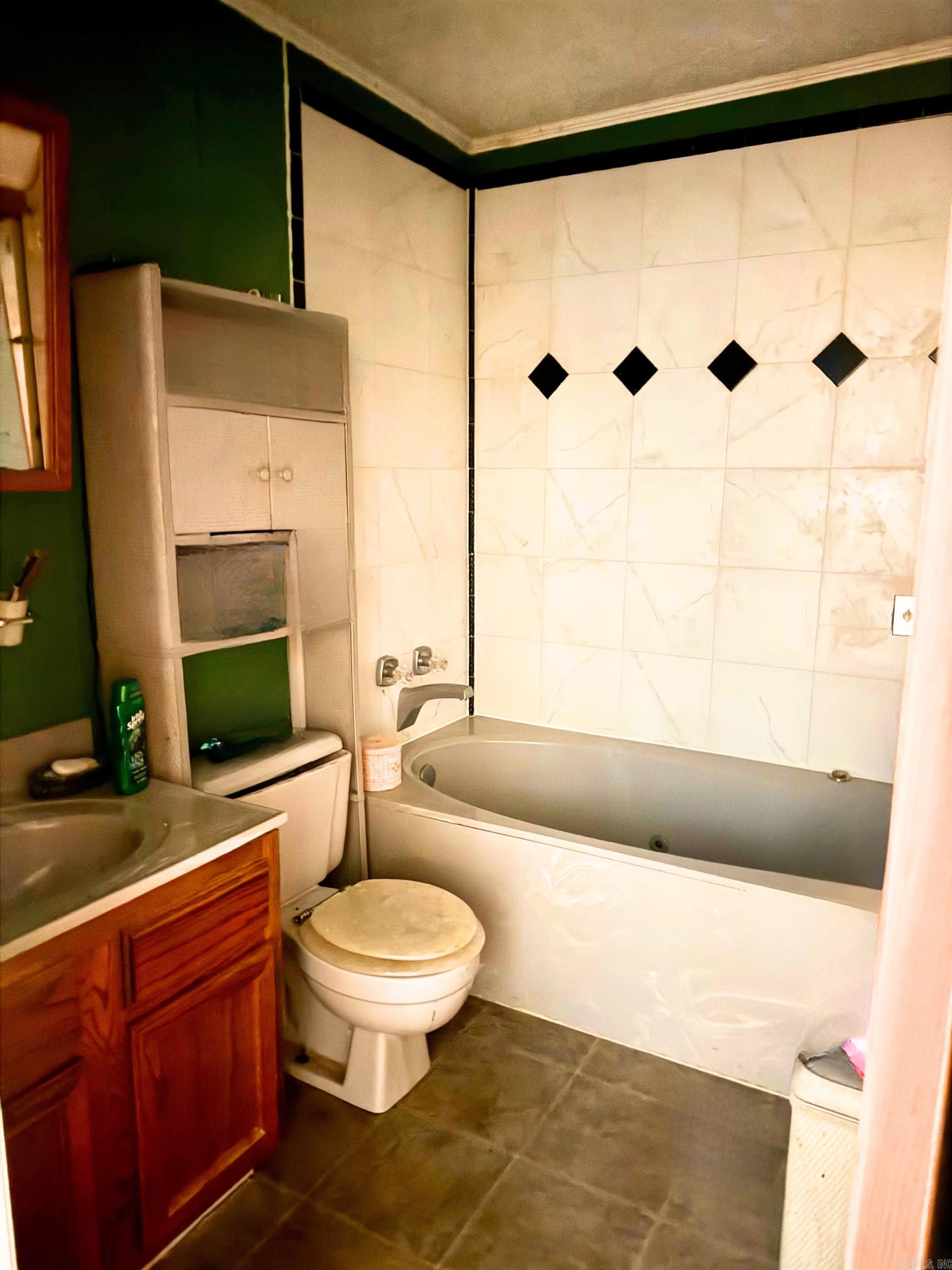 NORTHGATE ESTATES - Residential