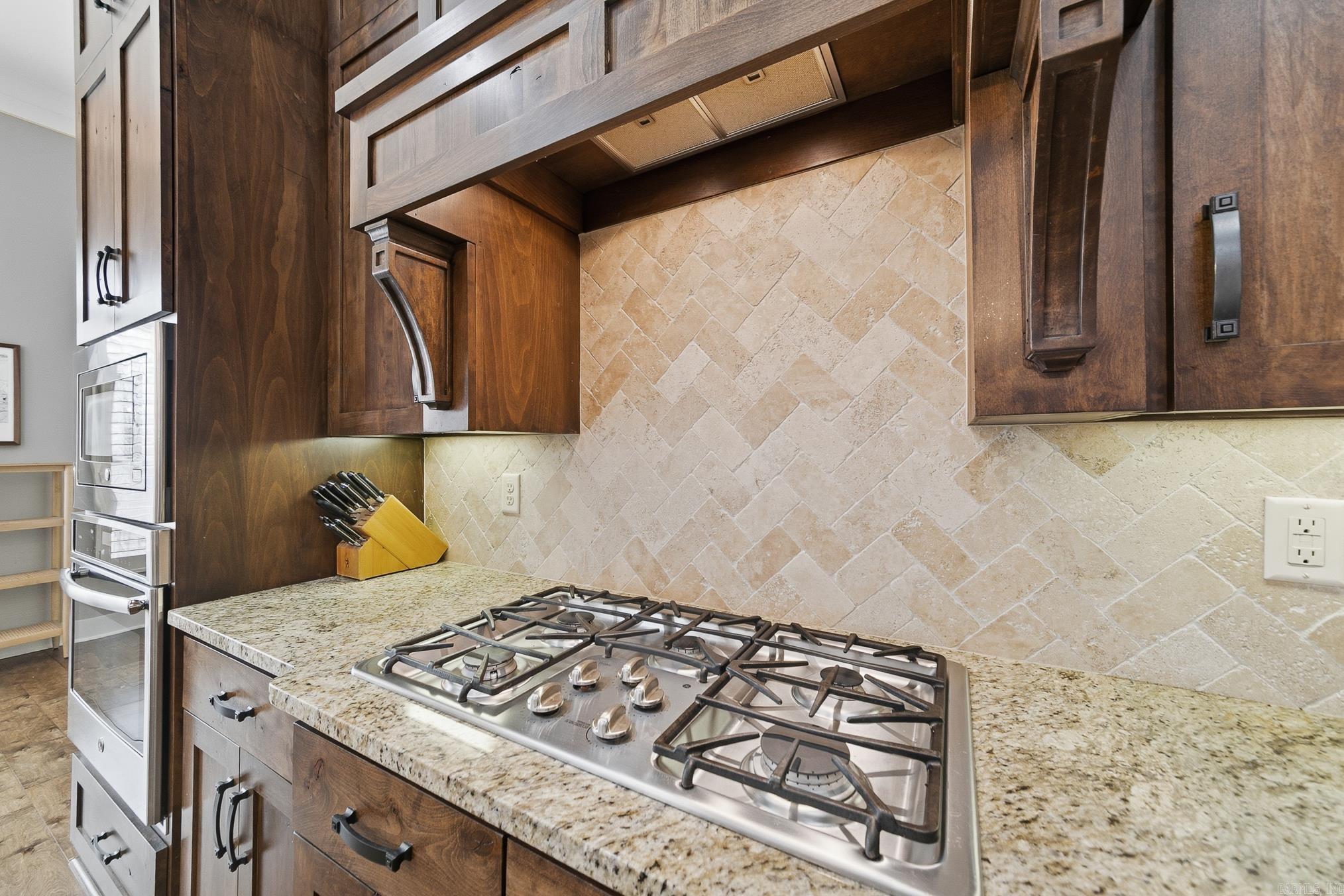 MAUMELLE VALLEY ESTATES - Residential