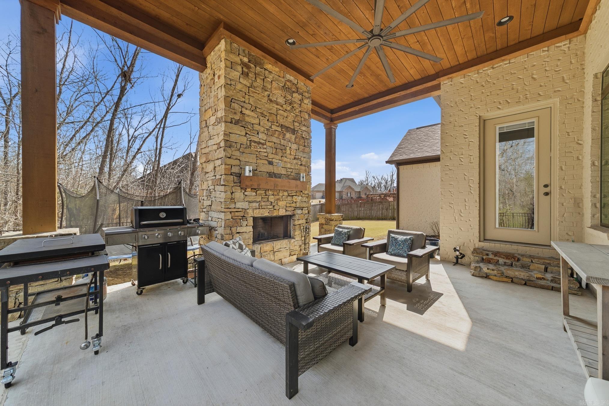 MAUMELLE VALLEY ESTATES - Residential