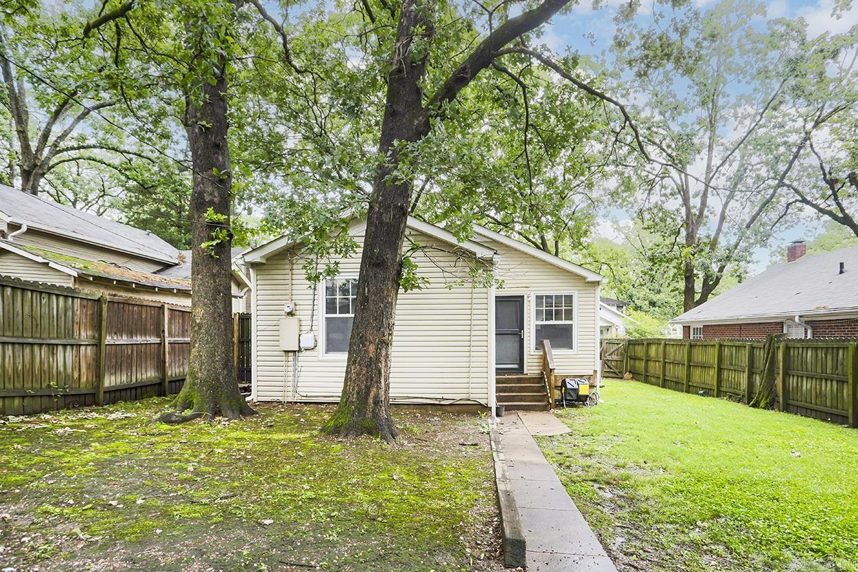 PULASKI HEIGHTS - Residential