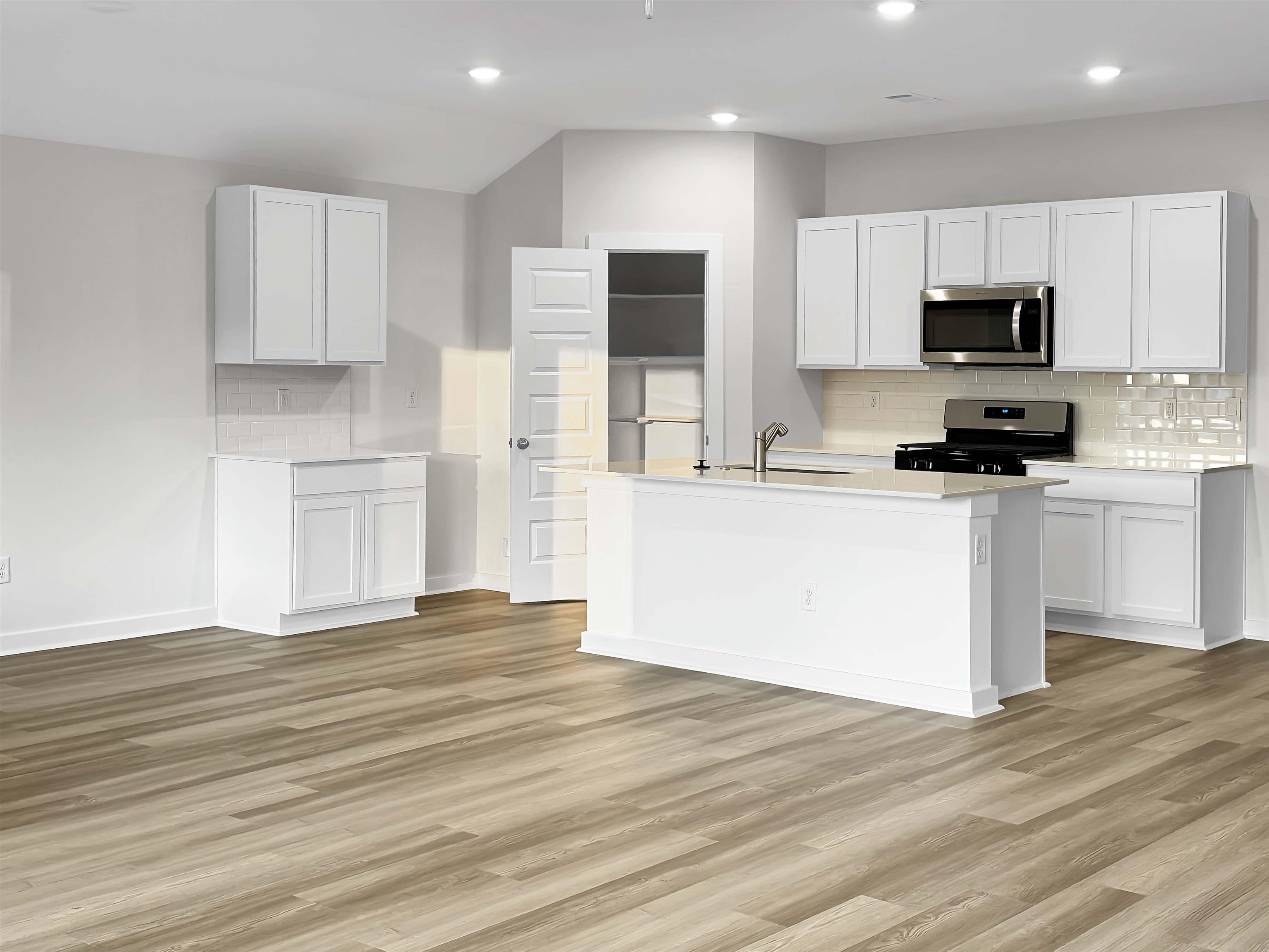 KENSINGTON PLACE - Residential