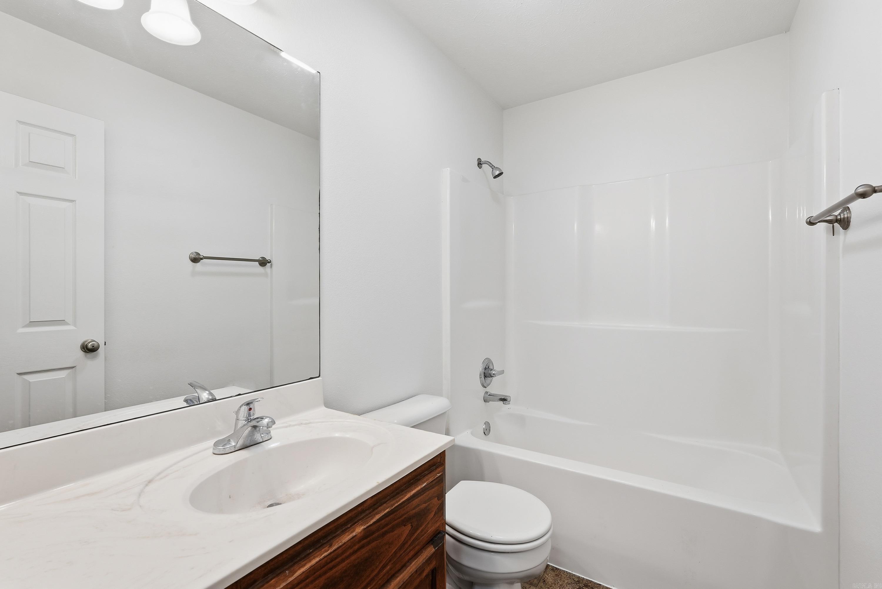 WEST POINTE - Residential