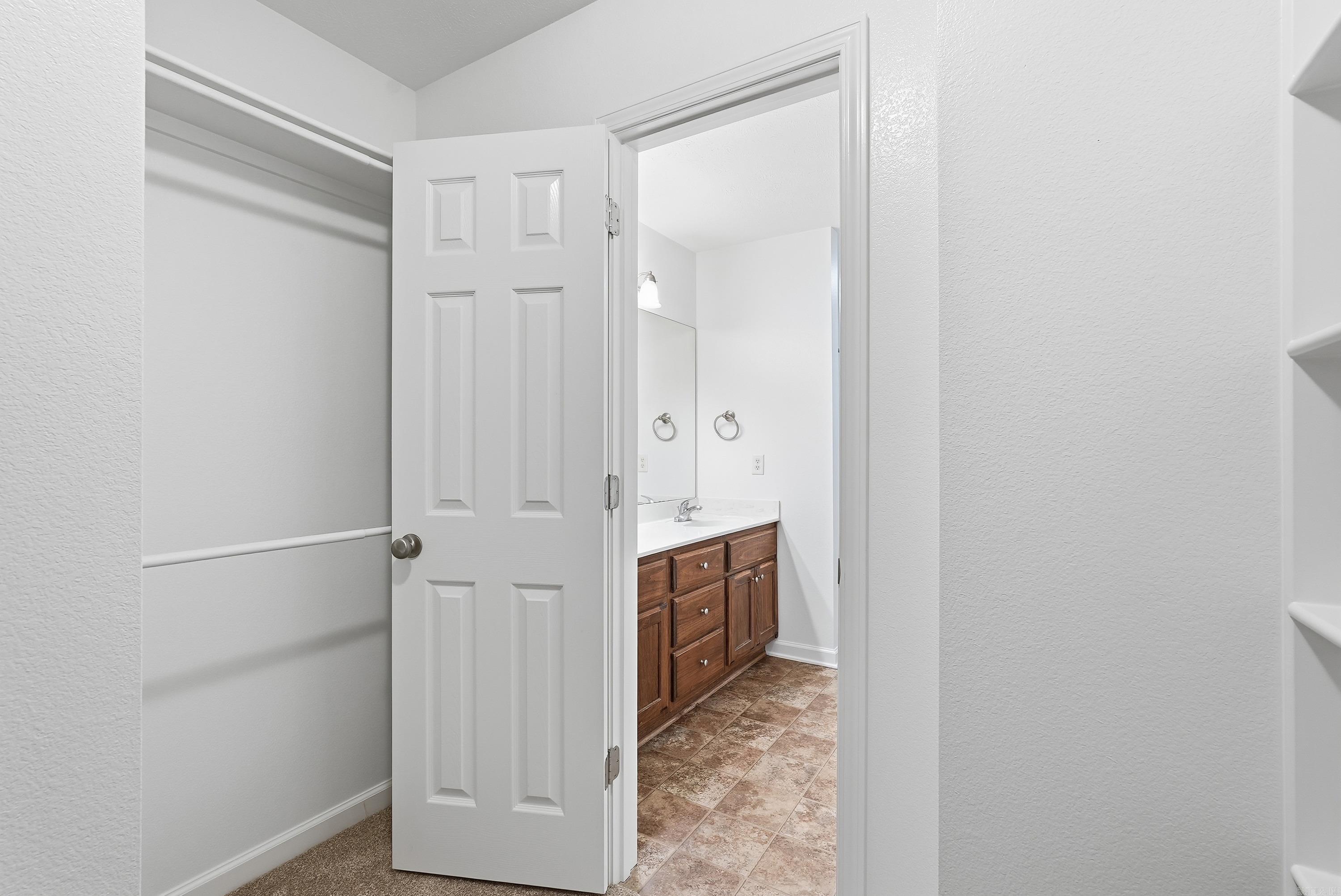 WEST POINTE - Residential