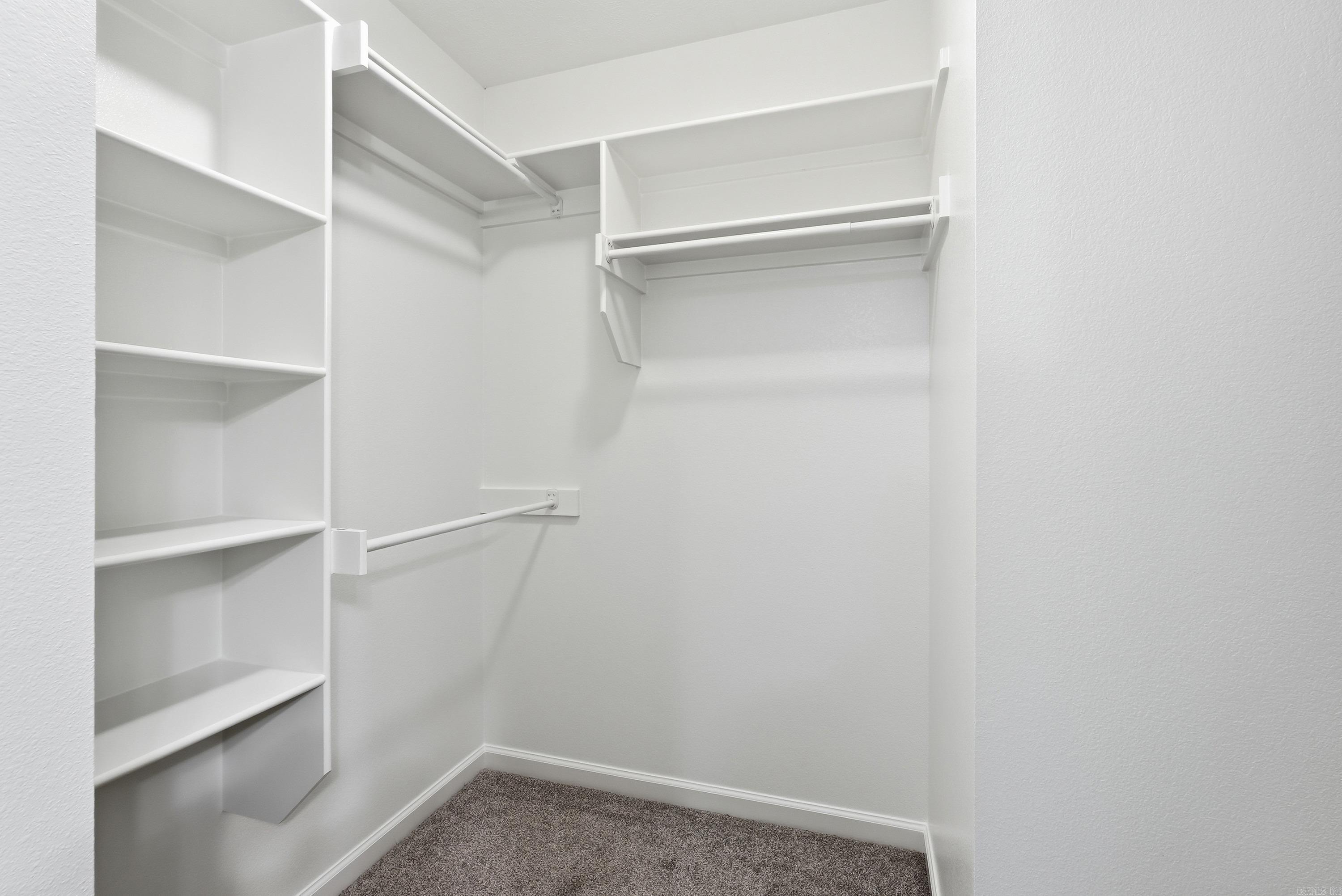 WEST POINTE - Residential