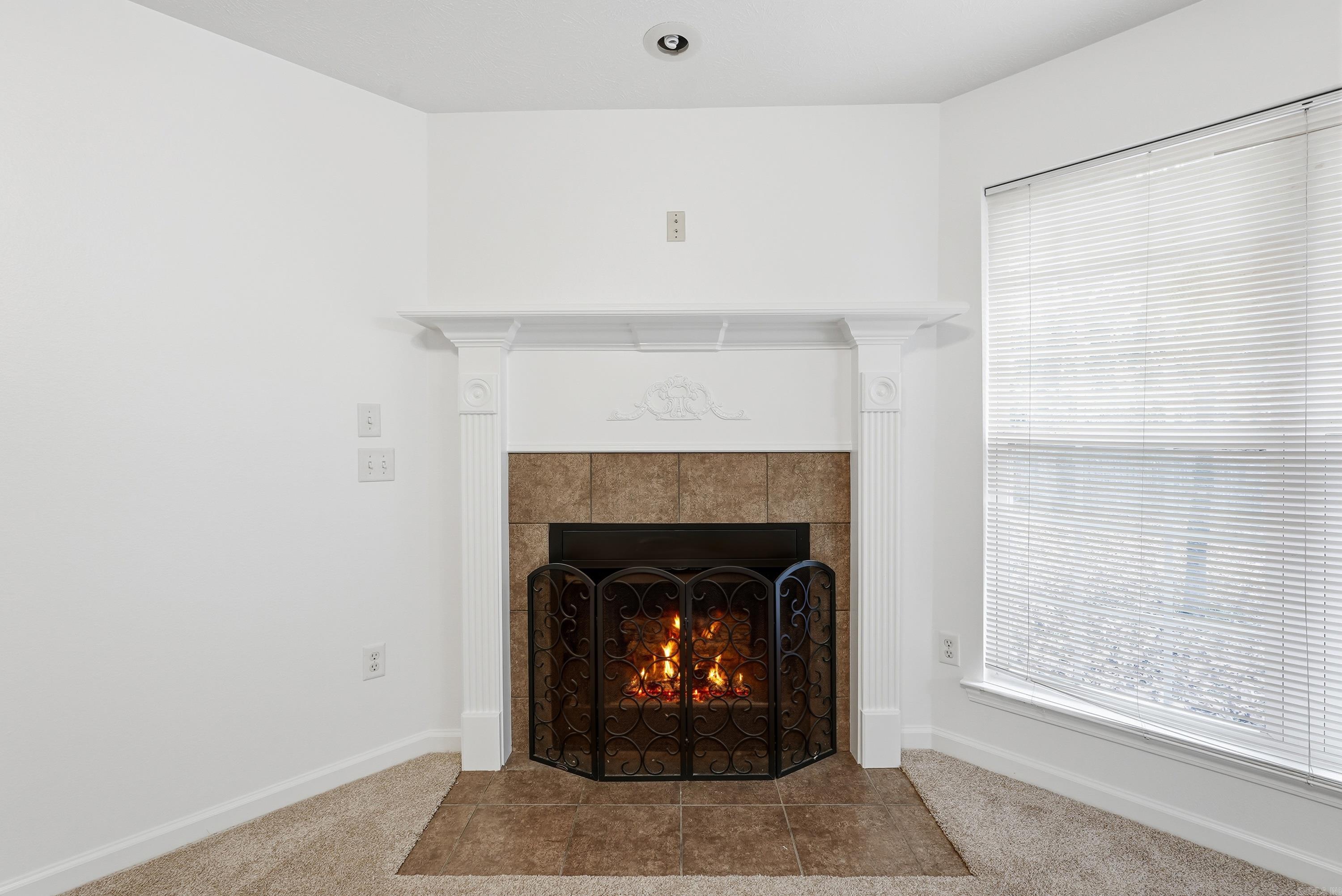 WEST POINTE - Residential