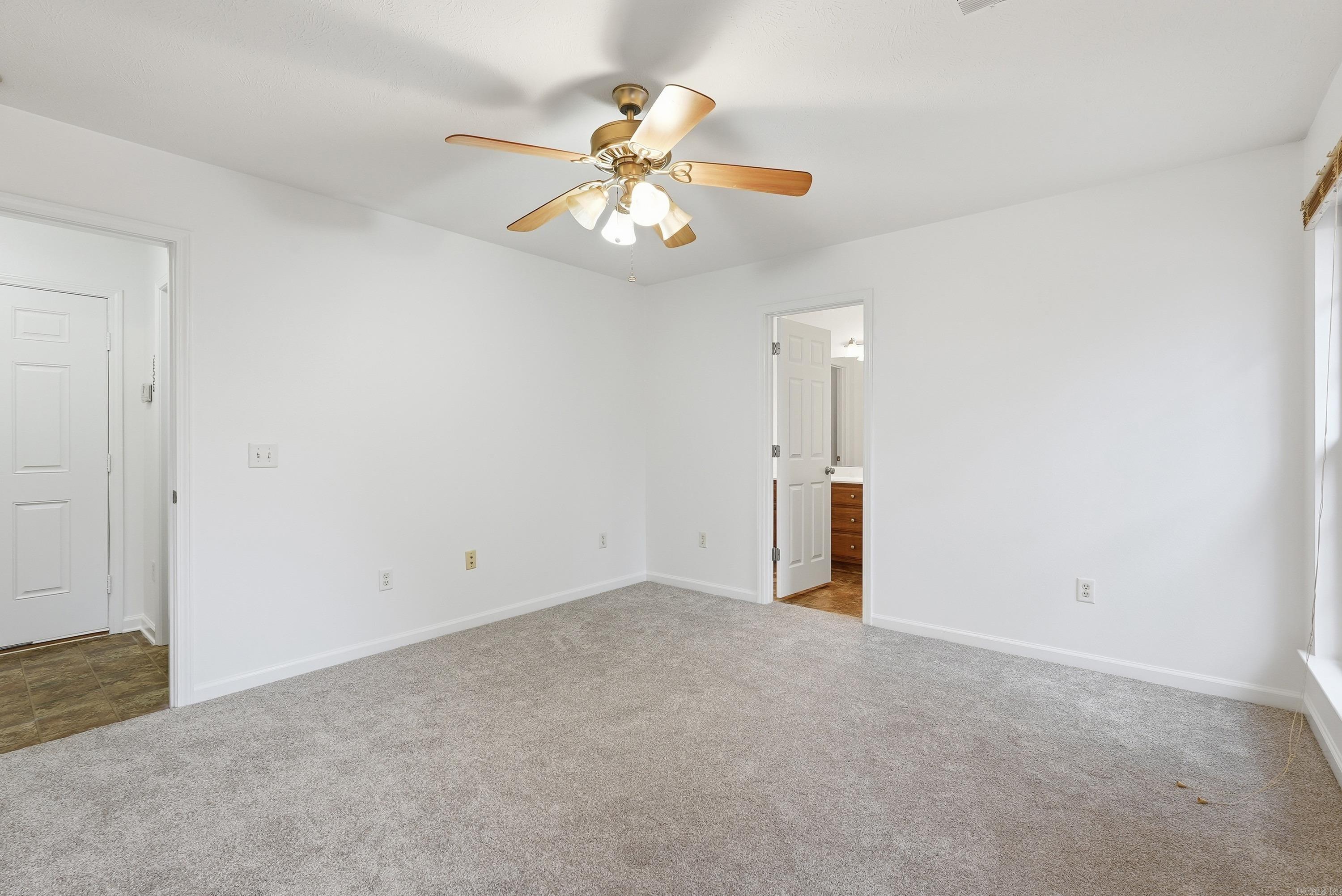 WEST POINTE - Residential