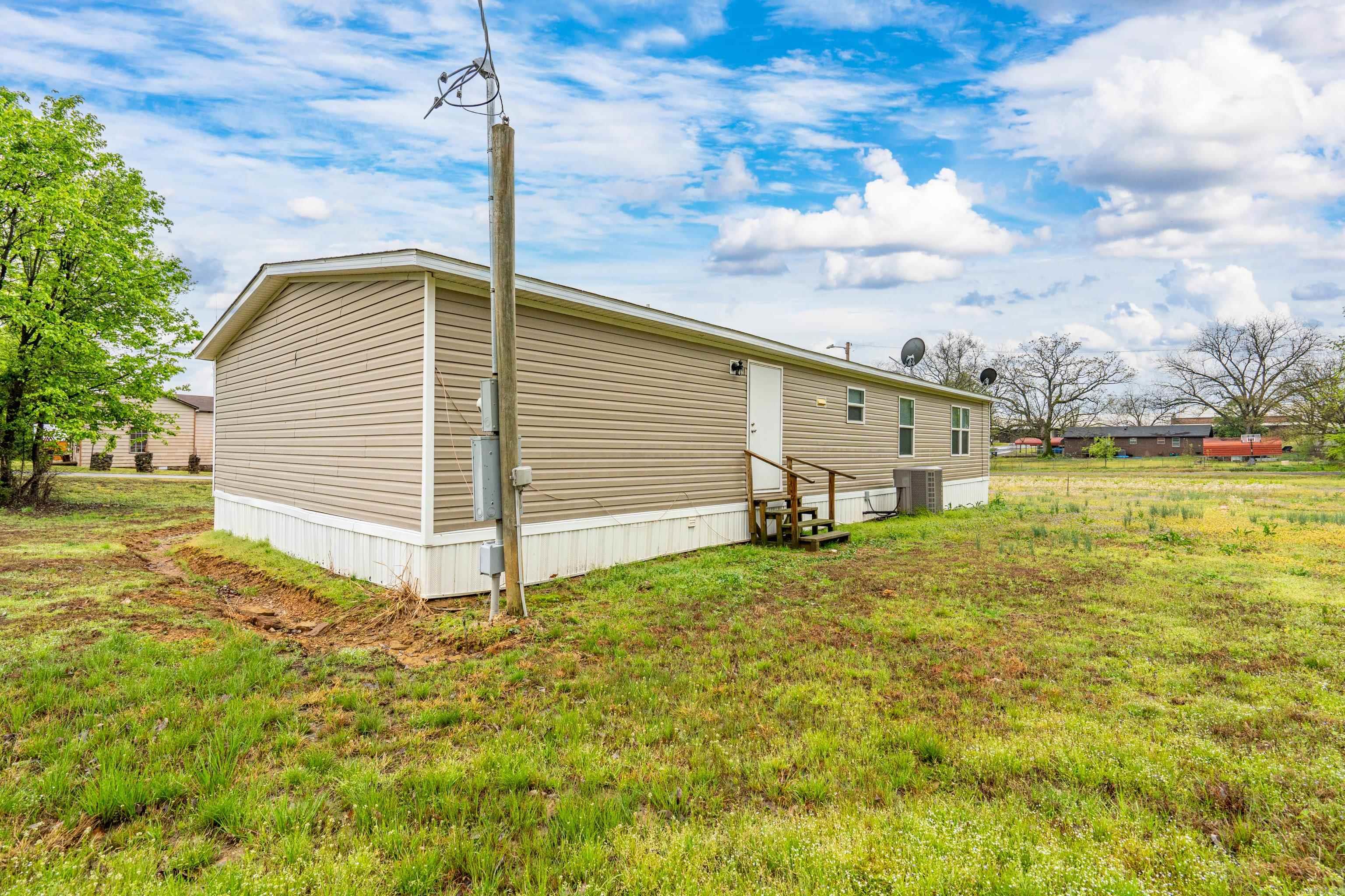 WHITTEN - Residential