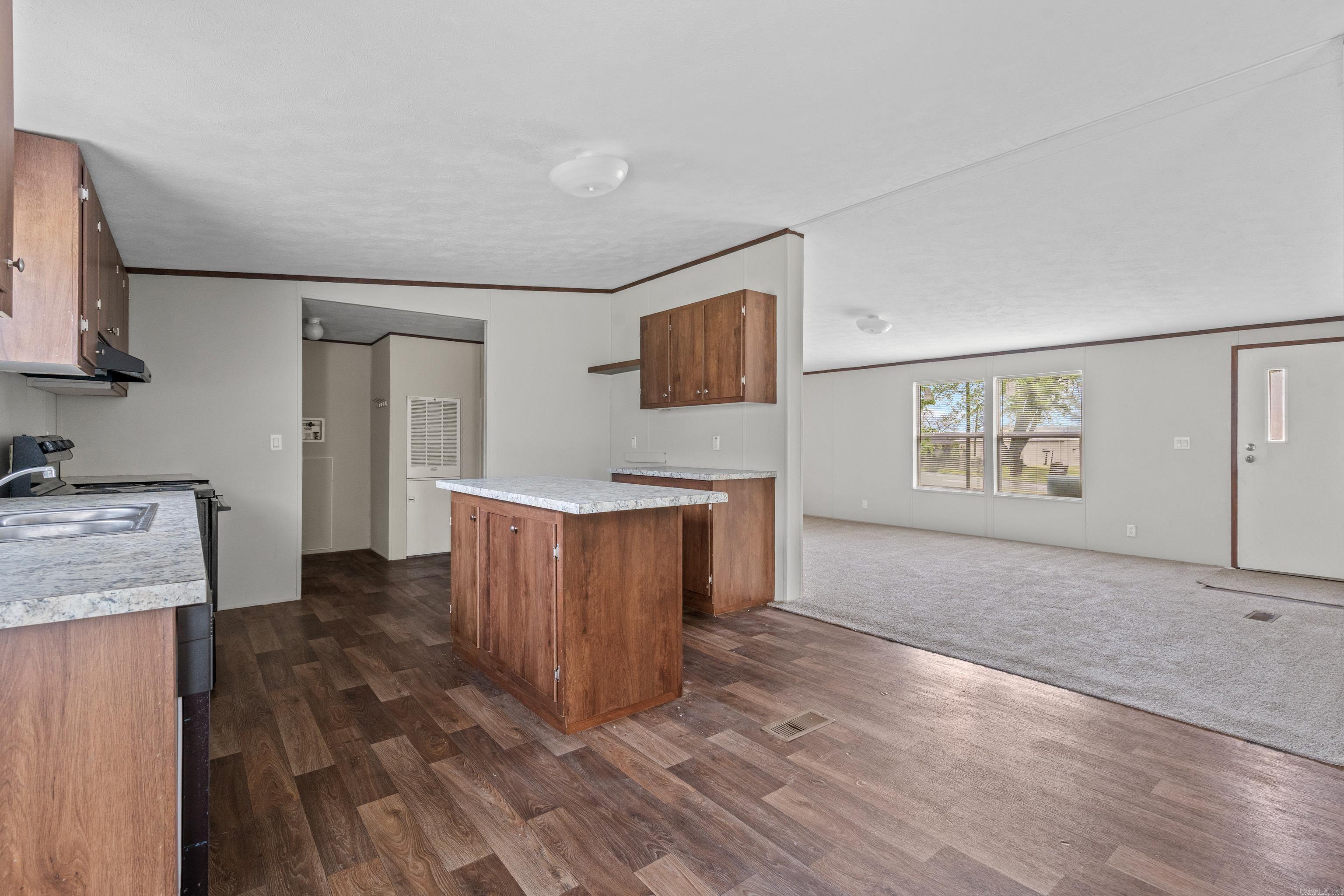 WHITTEN - Residential