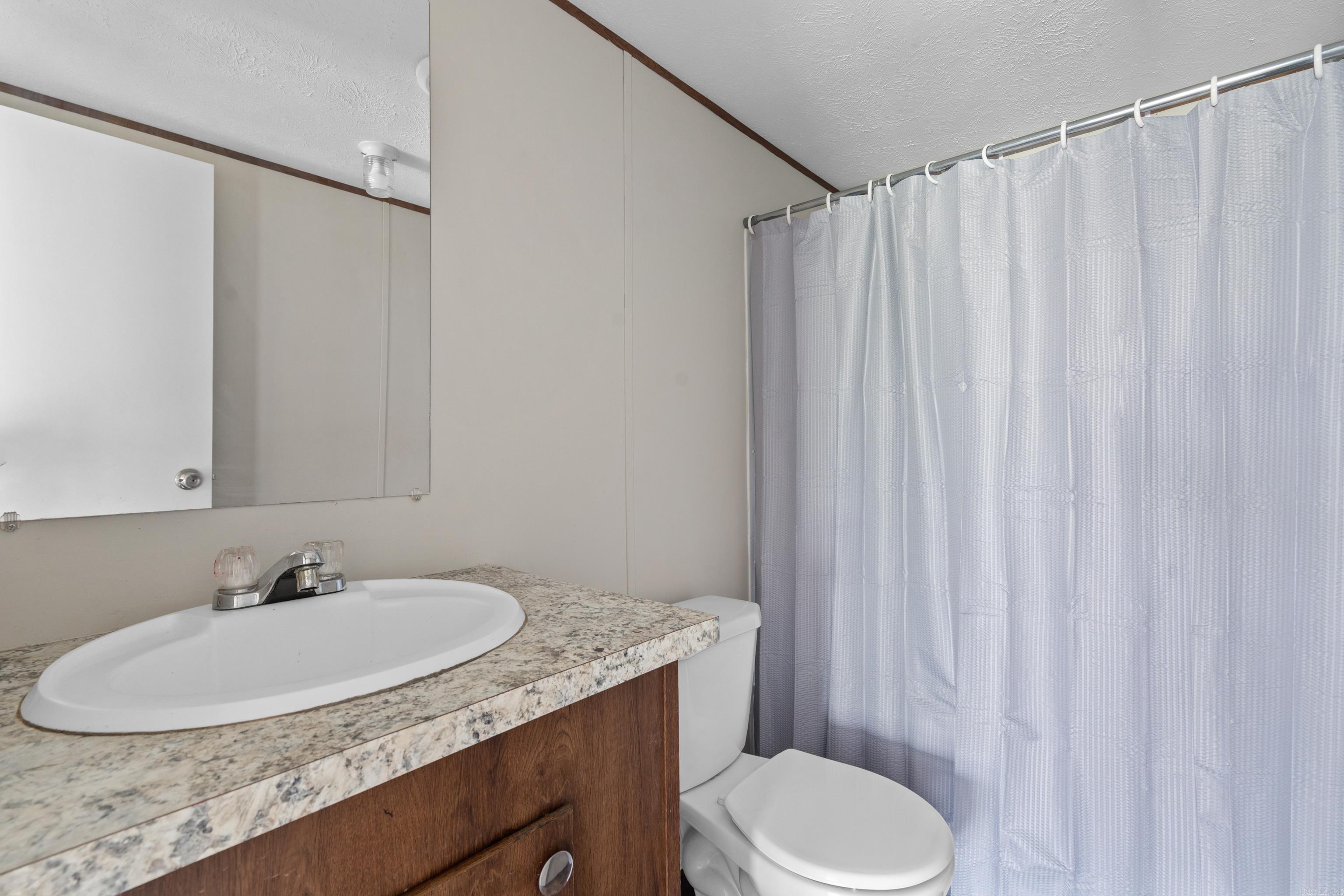 WHITTEN - Residential