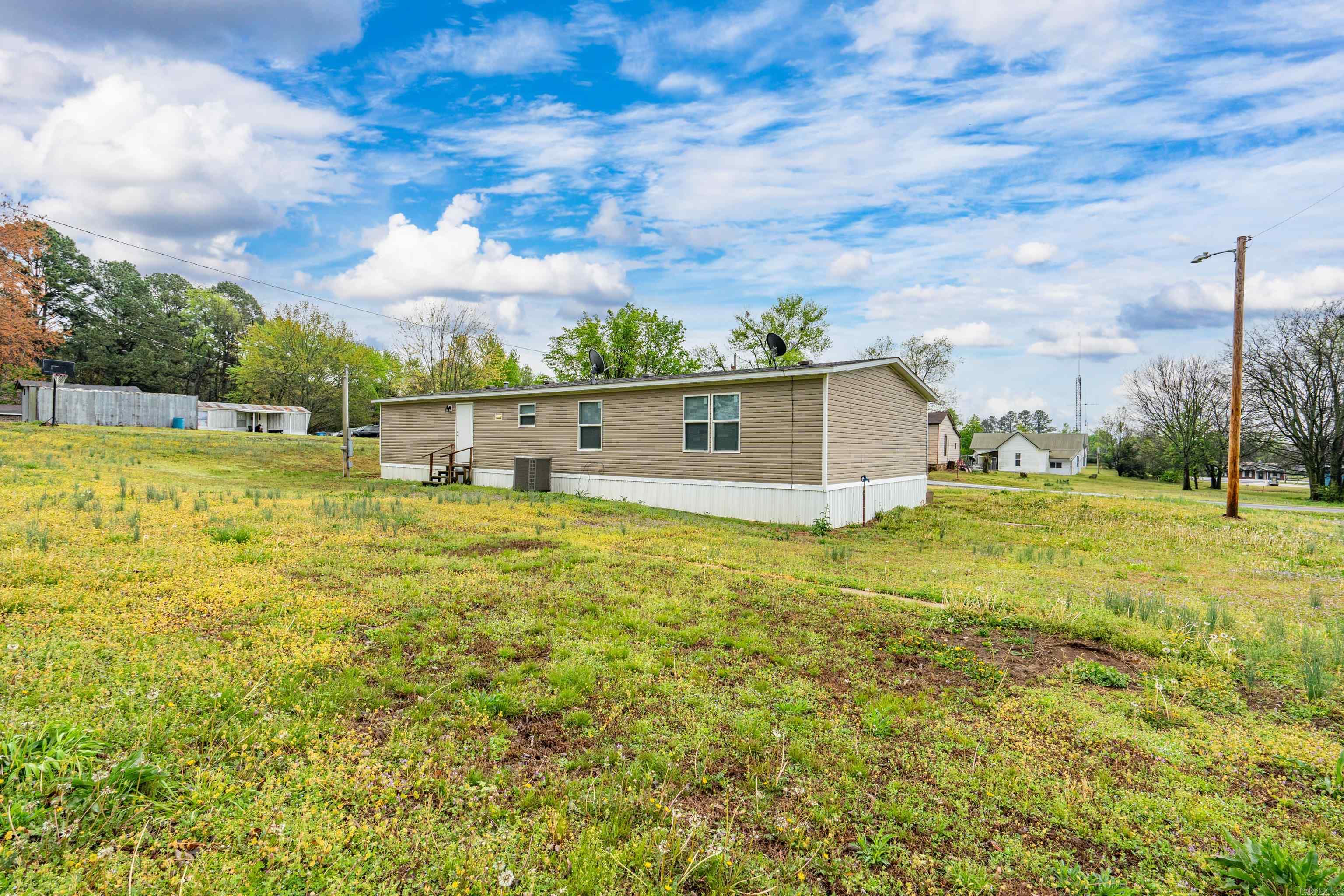 WHITTEN - Residential