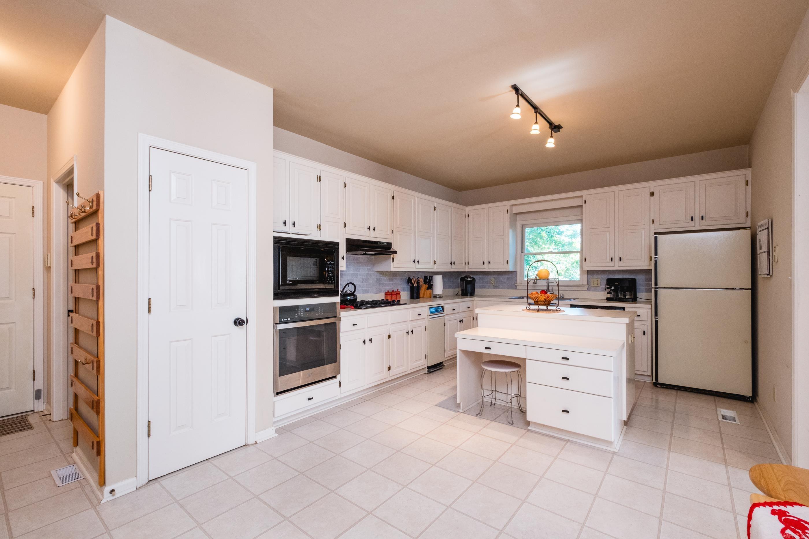 CEDAR BRANCH - Residential