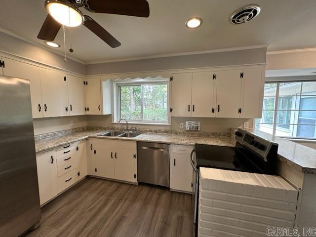 OT HICKS & REYNOLDS - Residential