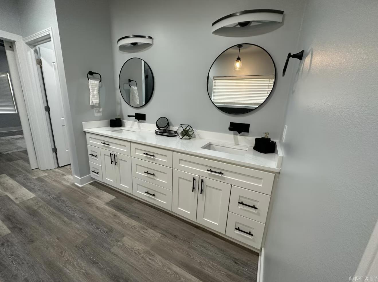 Ridge Way Place - Residential