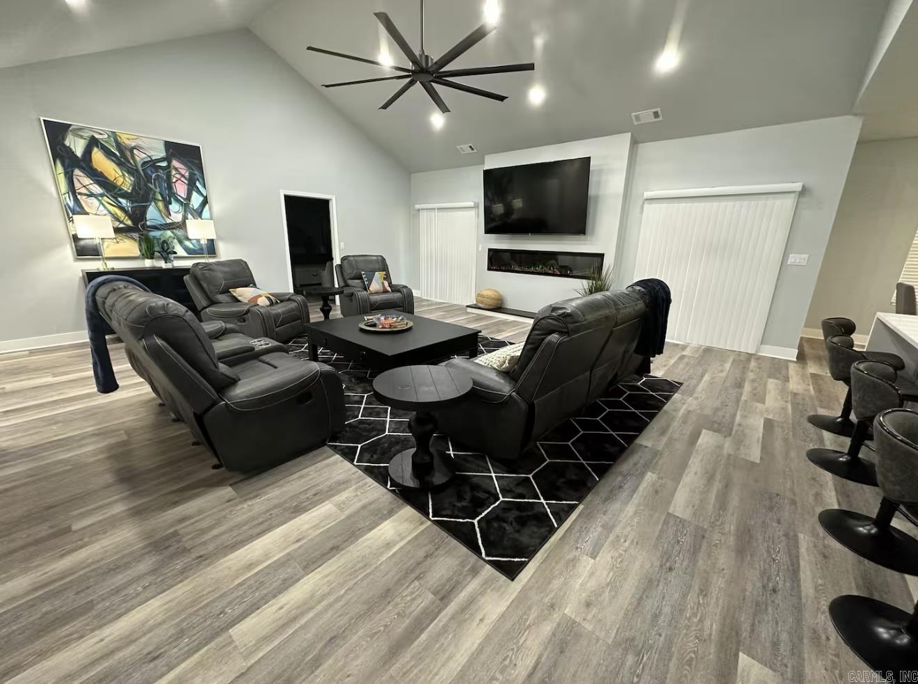 Ridge Way Place - Residential