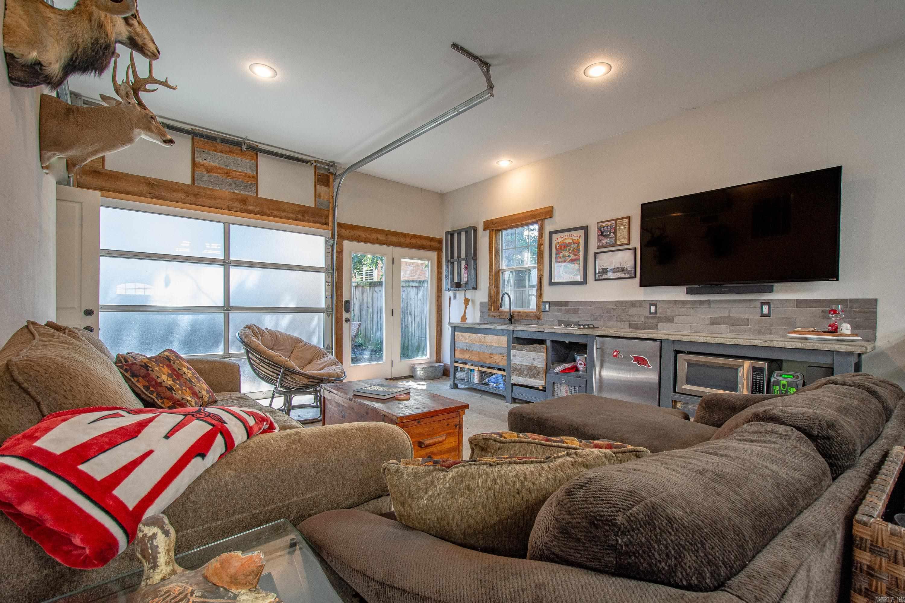 HOLLENBERG - Residential