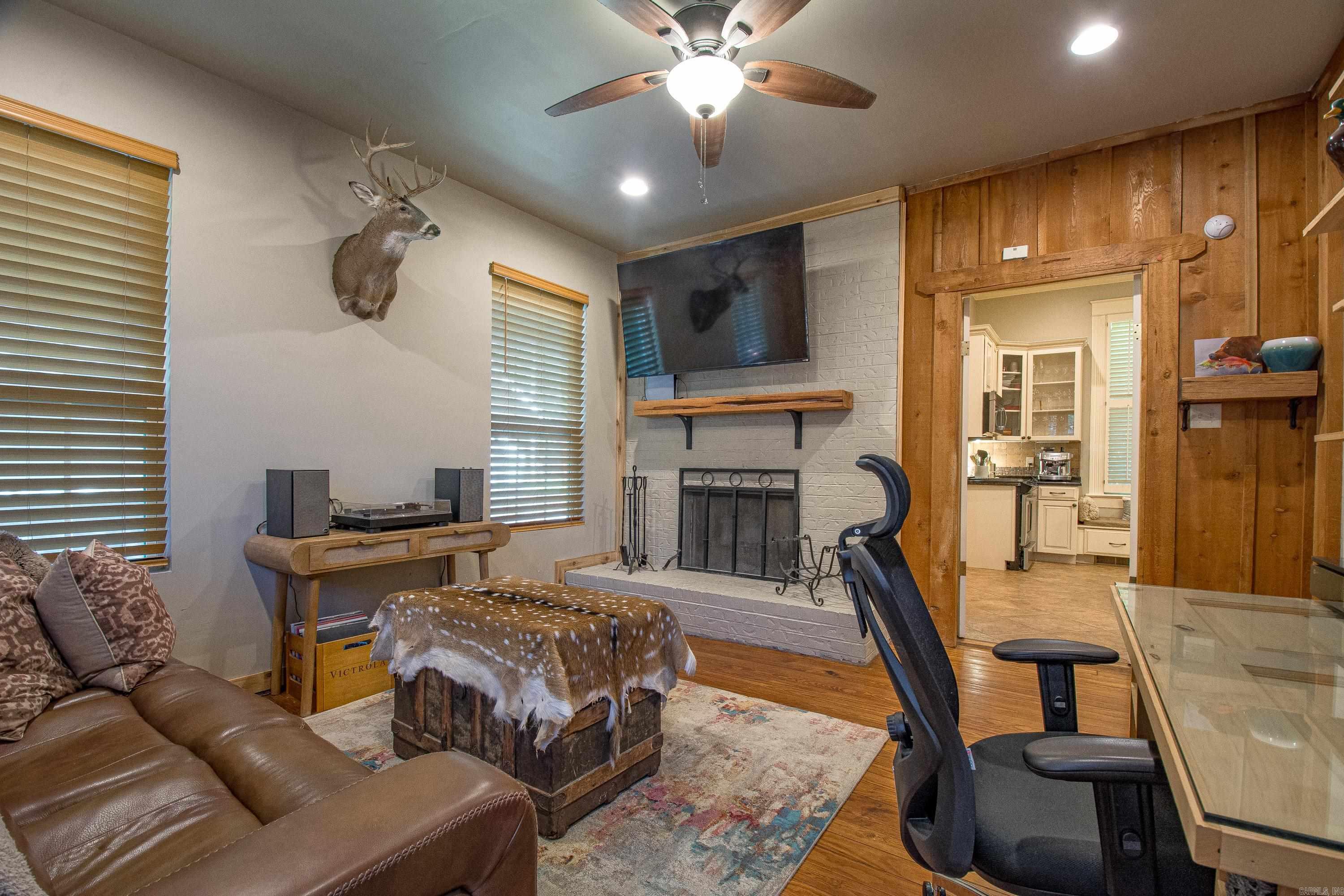 HOLLENBERG - Residential