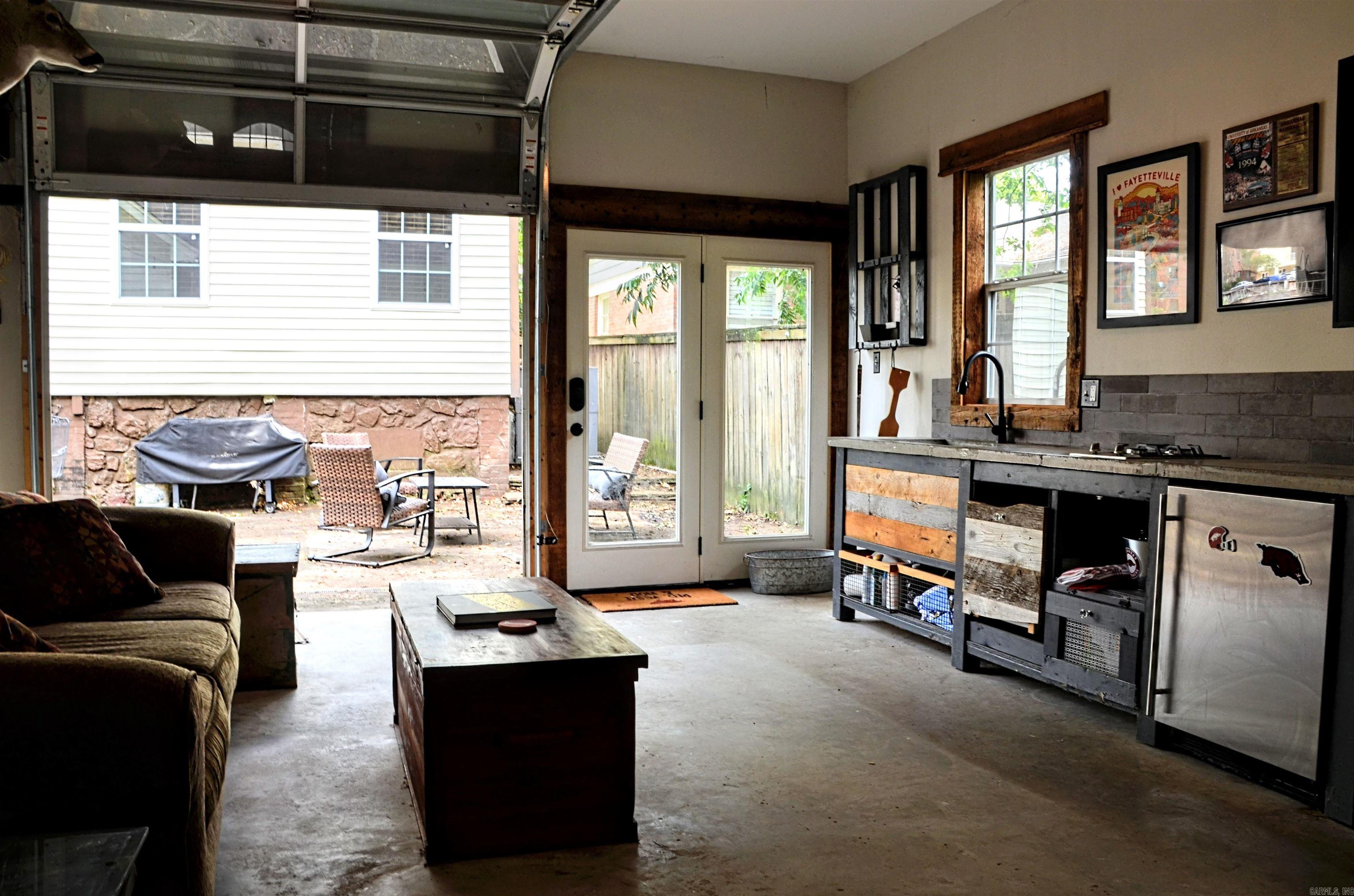 HOLLENBERG - Residential