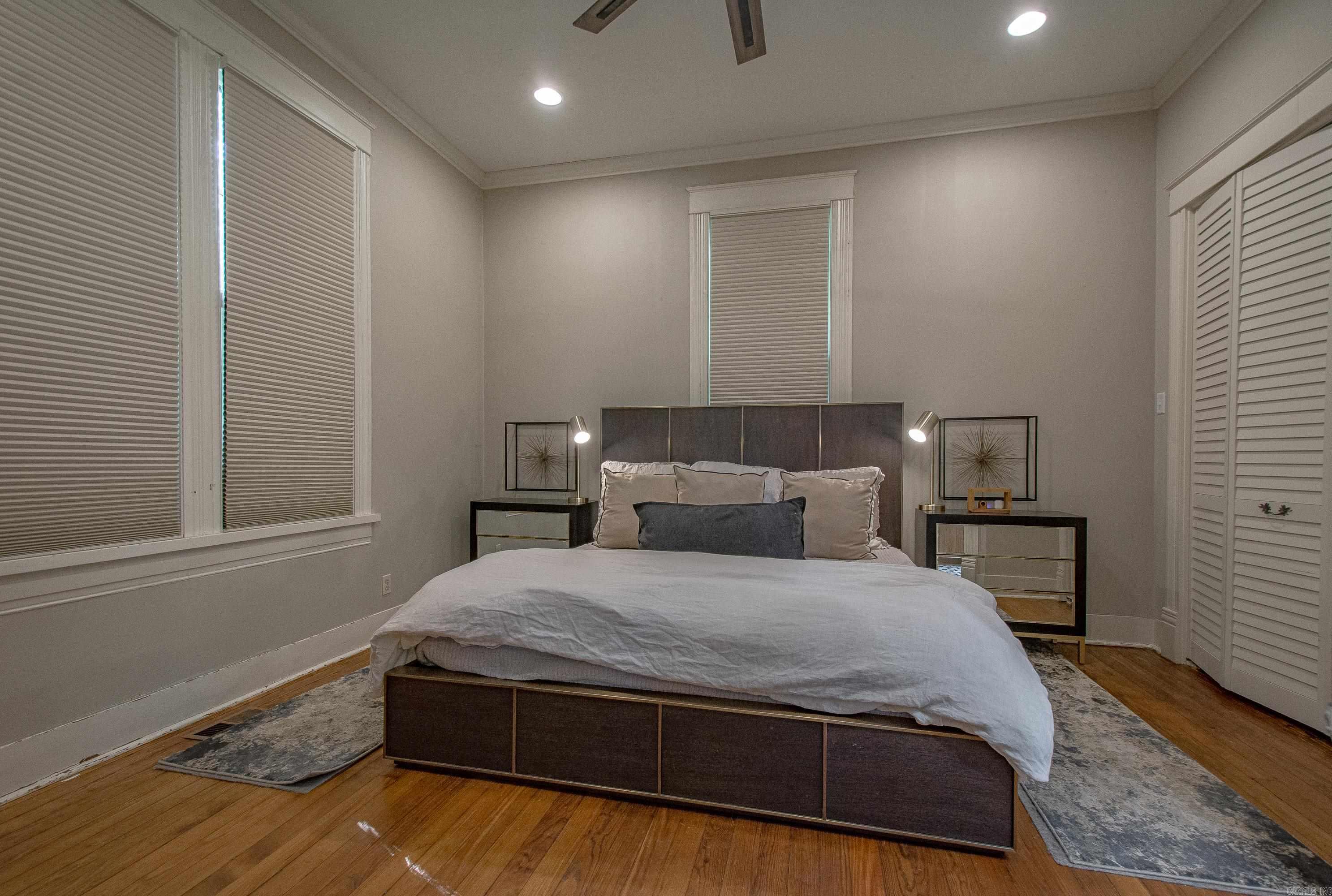 HOLLENBERG - Residential