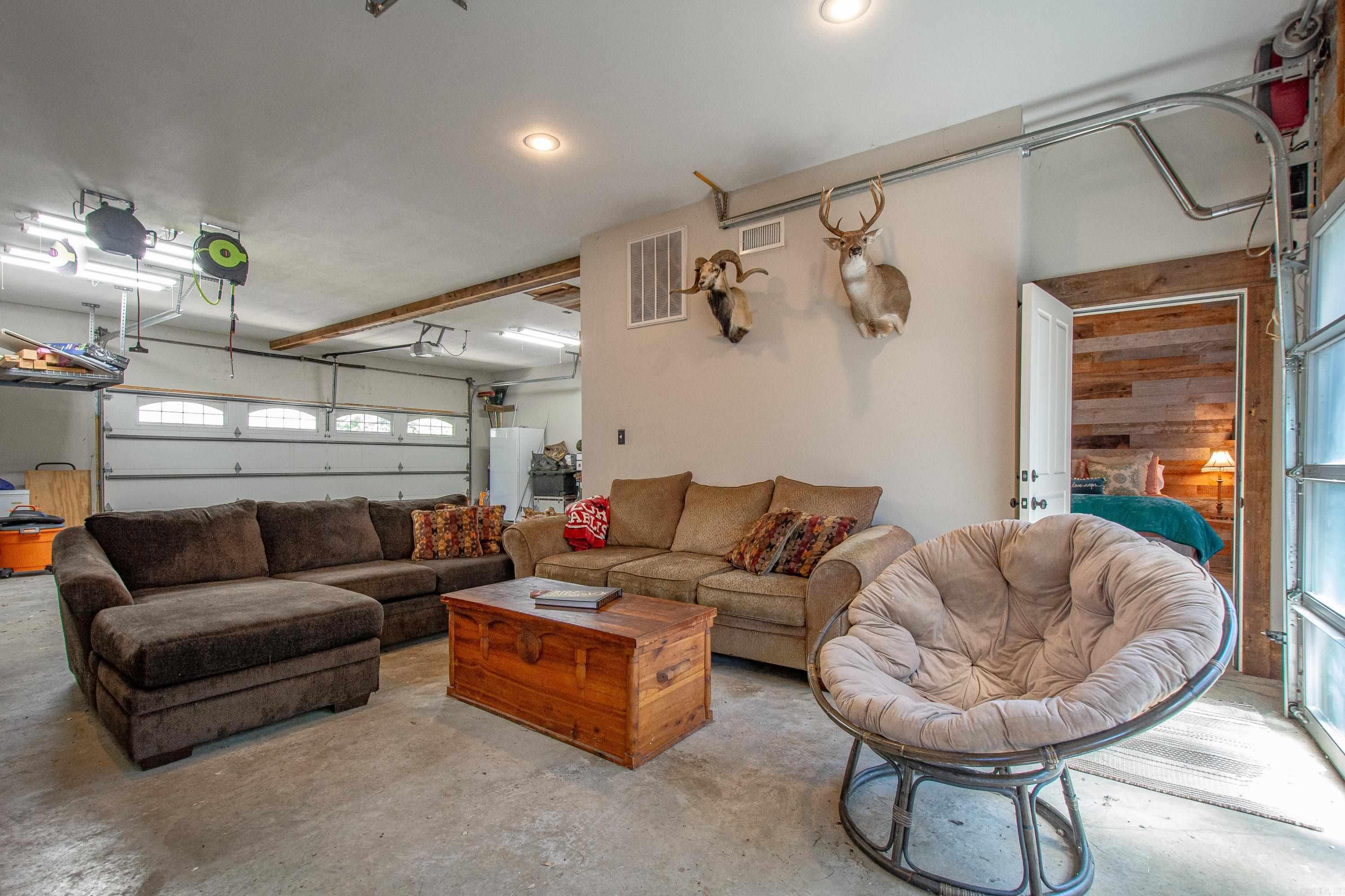 HOLLENBERG - Residential