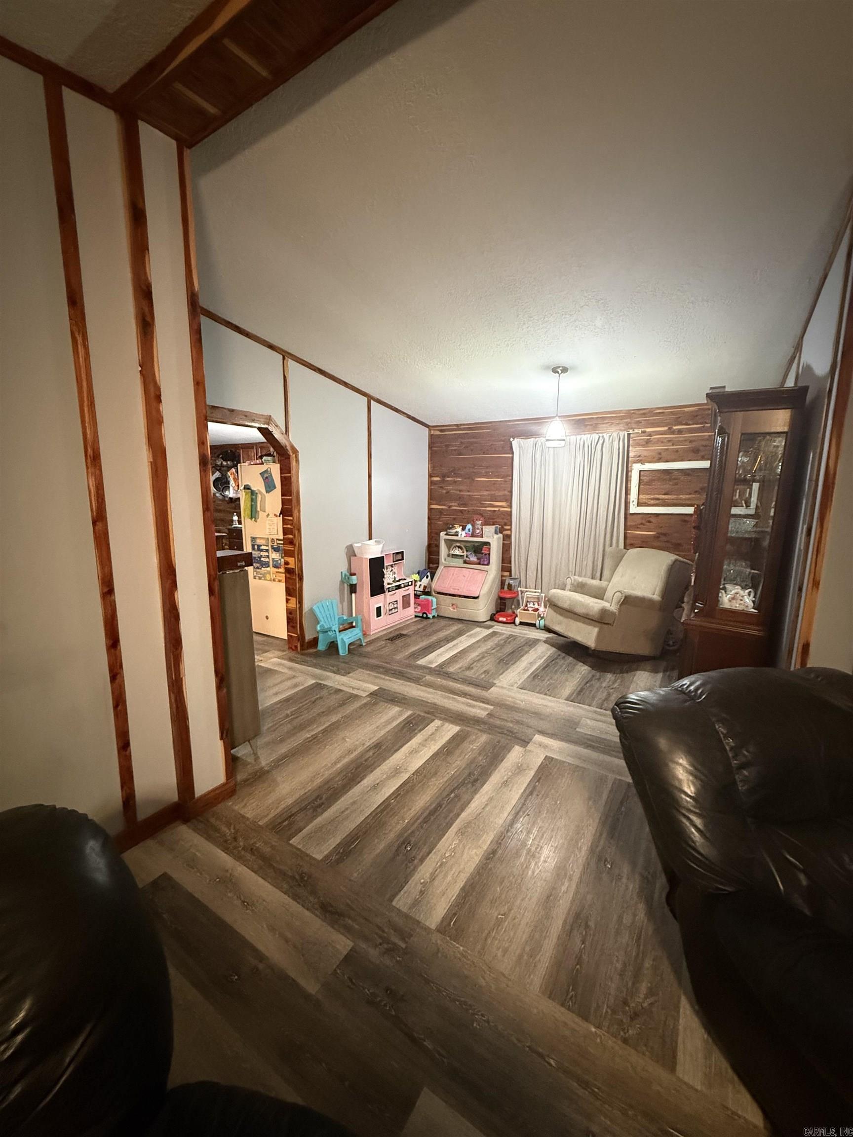 GENTLE ACRES - Residential