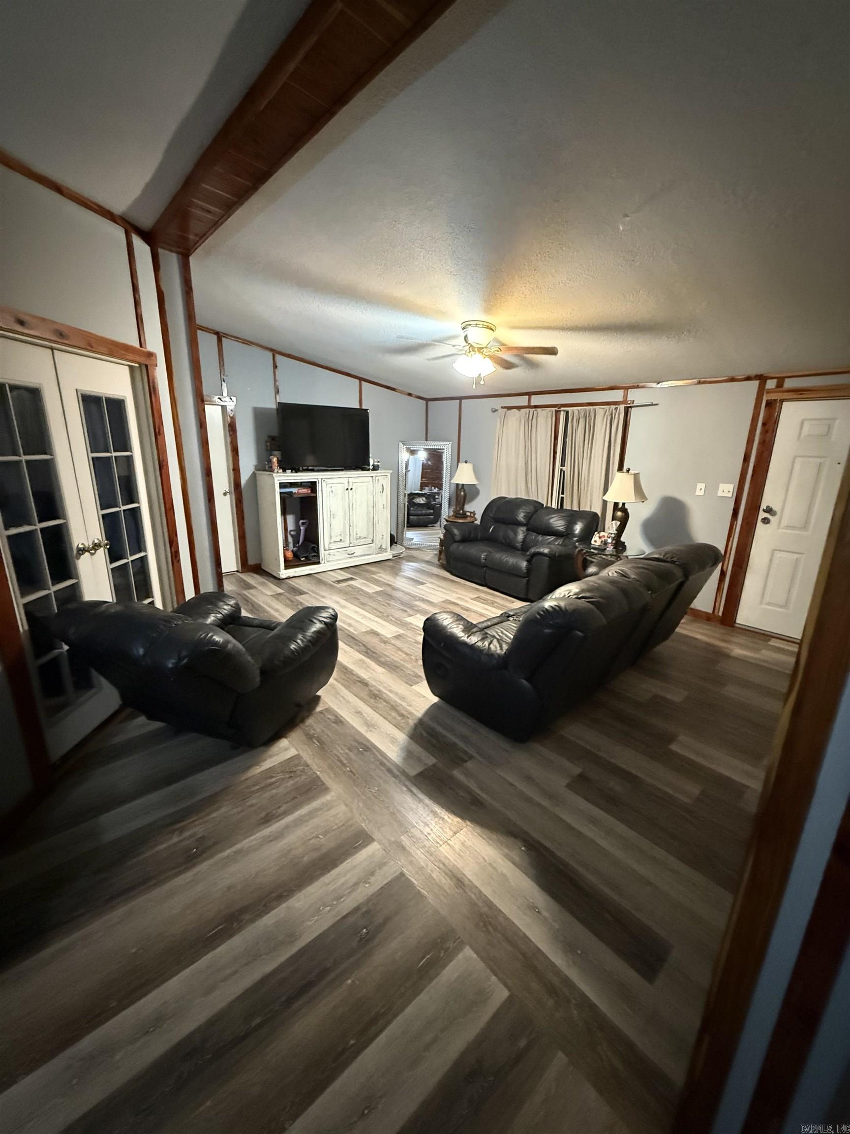 GENTLE ACRES - Residential