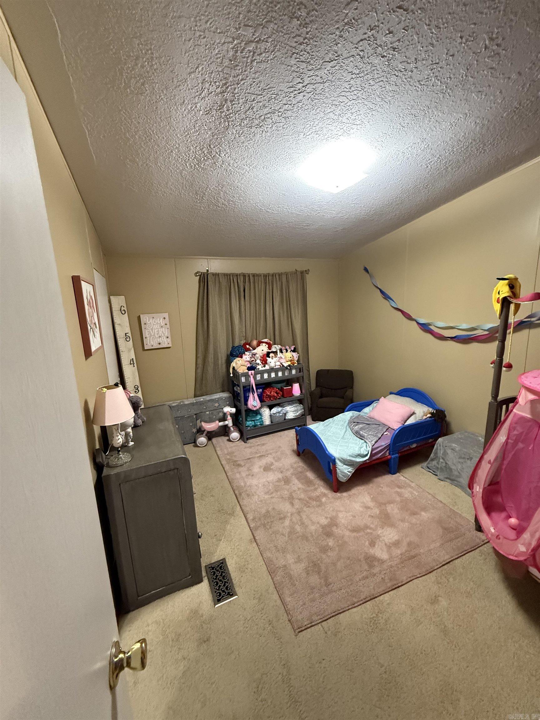 GENTLE ACRES - Residential