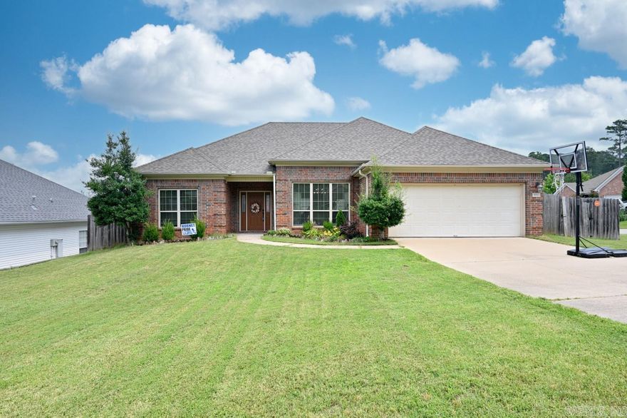 Experience the charm of this pristine home, nestled in a tranquil neighborhood. The open, split floor plan created a sense of space and privacy, featuring a generously sized primary bedroom suite and a large living area. The living space extends to a breakfast nook and a separate dining area, offering a comfortable and versatile living environment. Outside, a private, fenced backyard awaits. It's the perfect seting for gatherings and making memories, with a giant deck tailor-made for cookouts and outdoor entertainment. This home is more than just a place to live - It's a lifestyle, offering comort, privacy, and plenty of opportunities for enjoyment. Don't miss out on the chance to make this your new home. Call a Realtor for a viewing today!