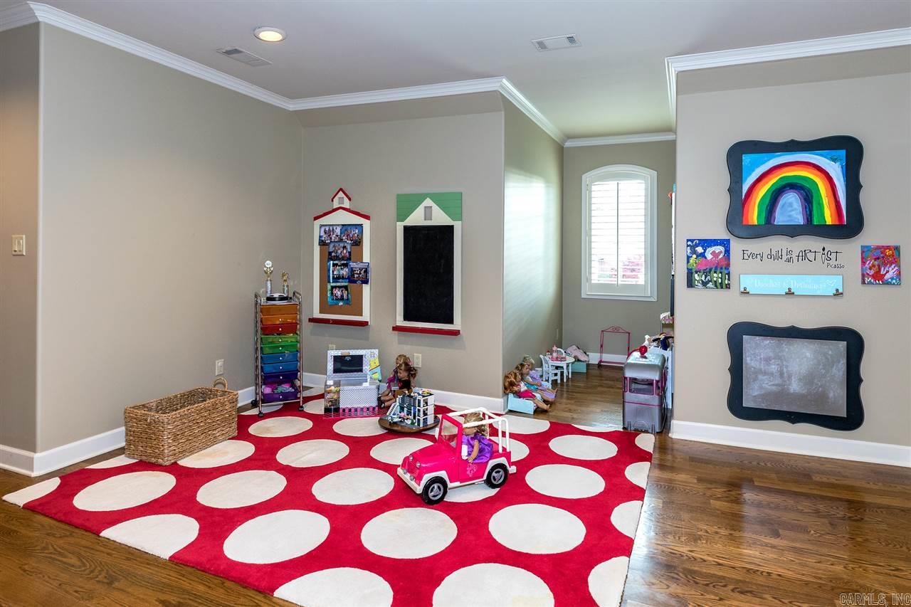 CHENAL VALLEY GERMAY COURT - Residential