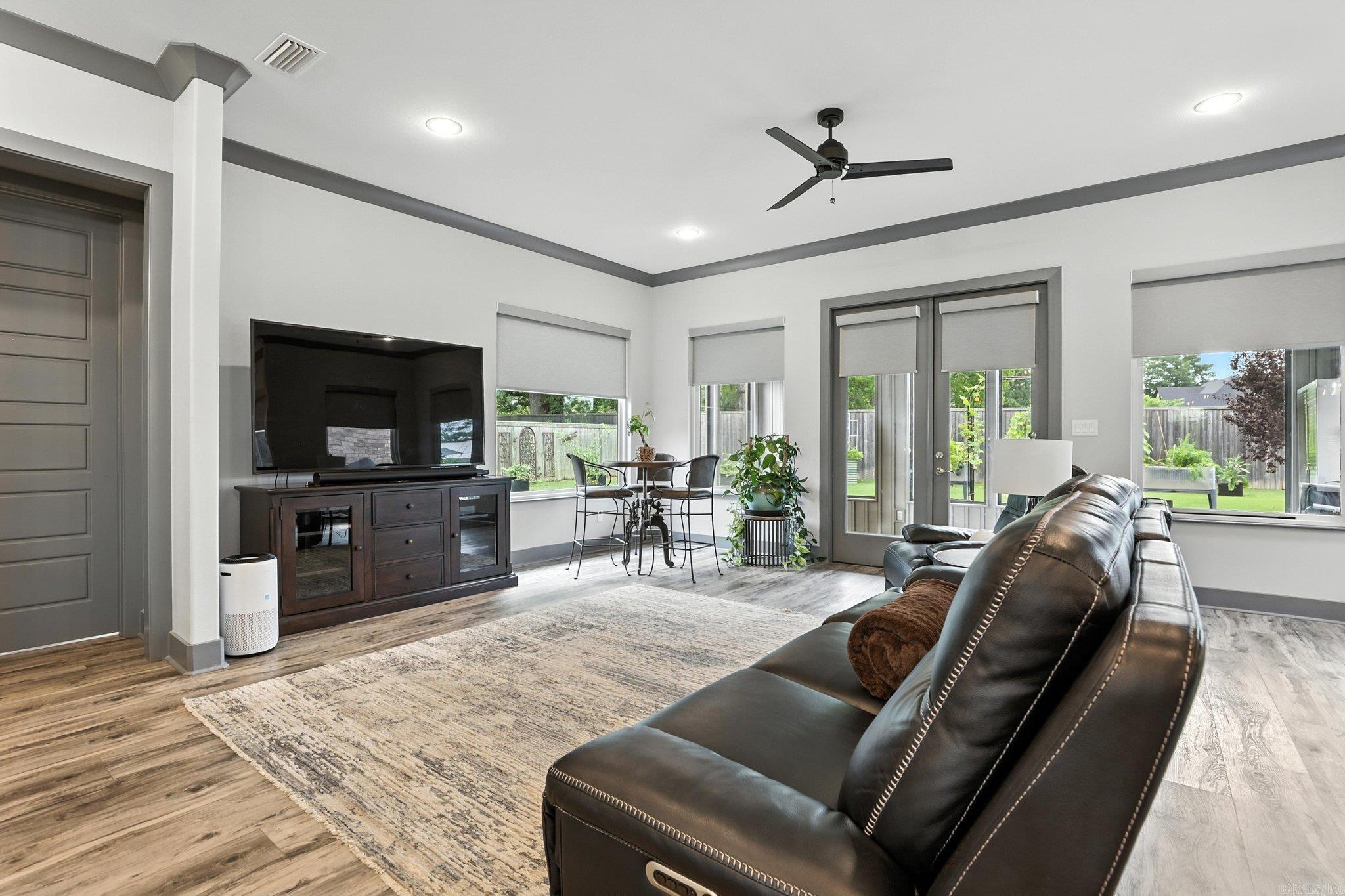 WEST LAKE VILLAGE - Residential
