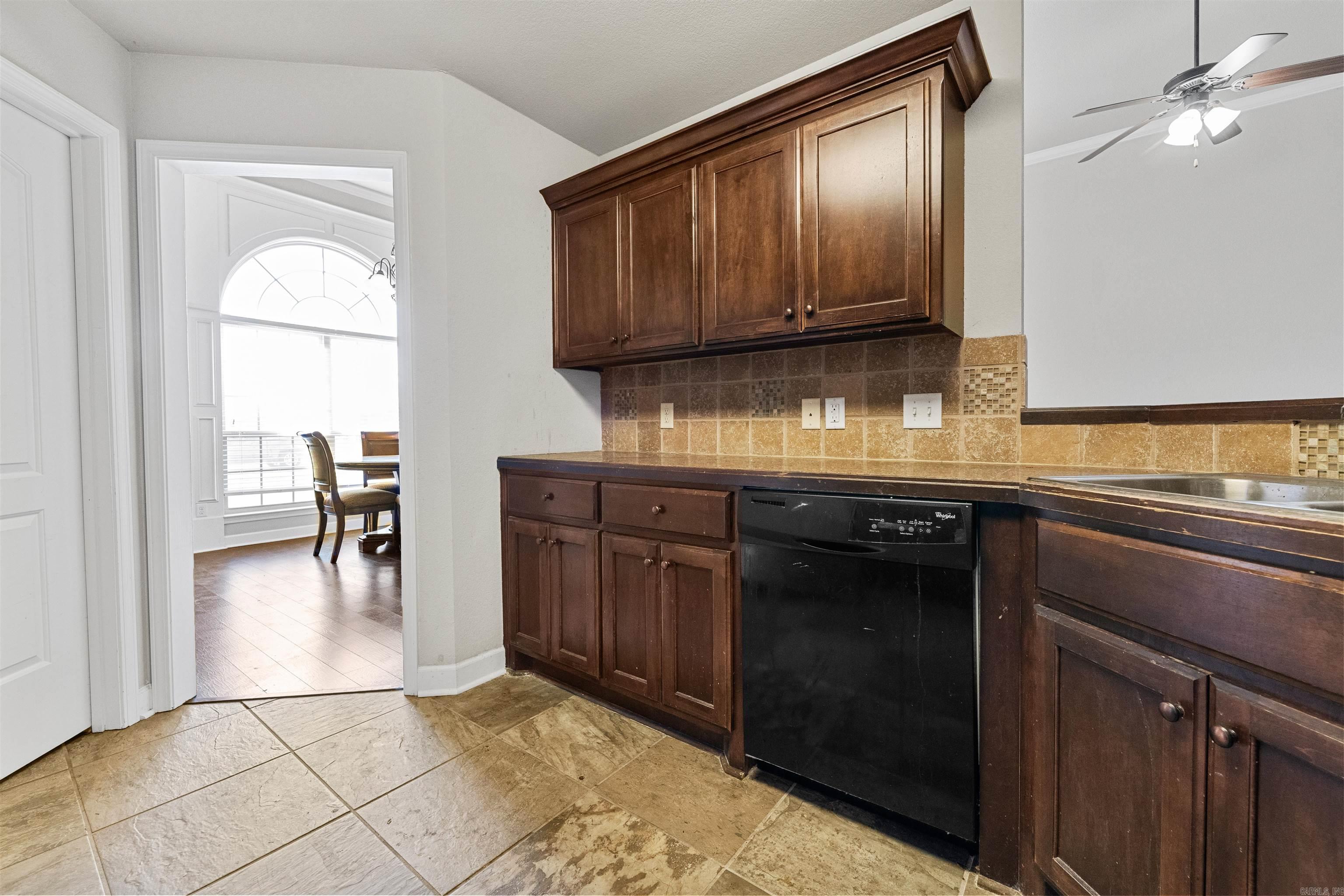 Stone Links - Residential