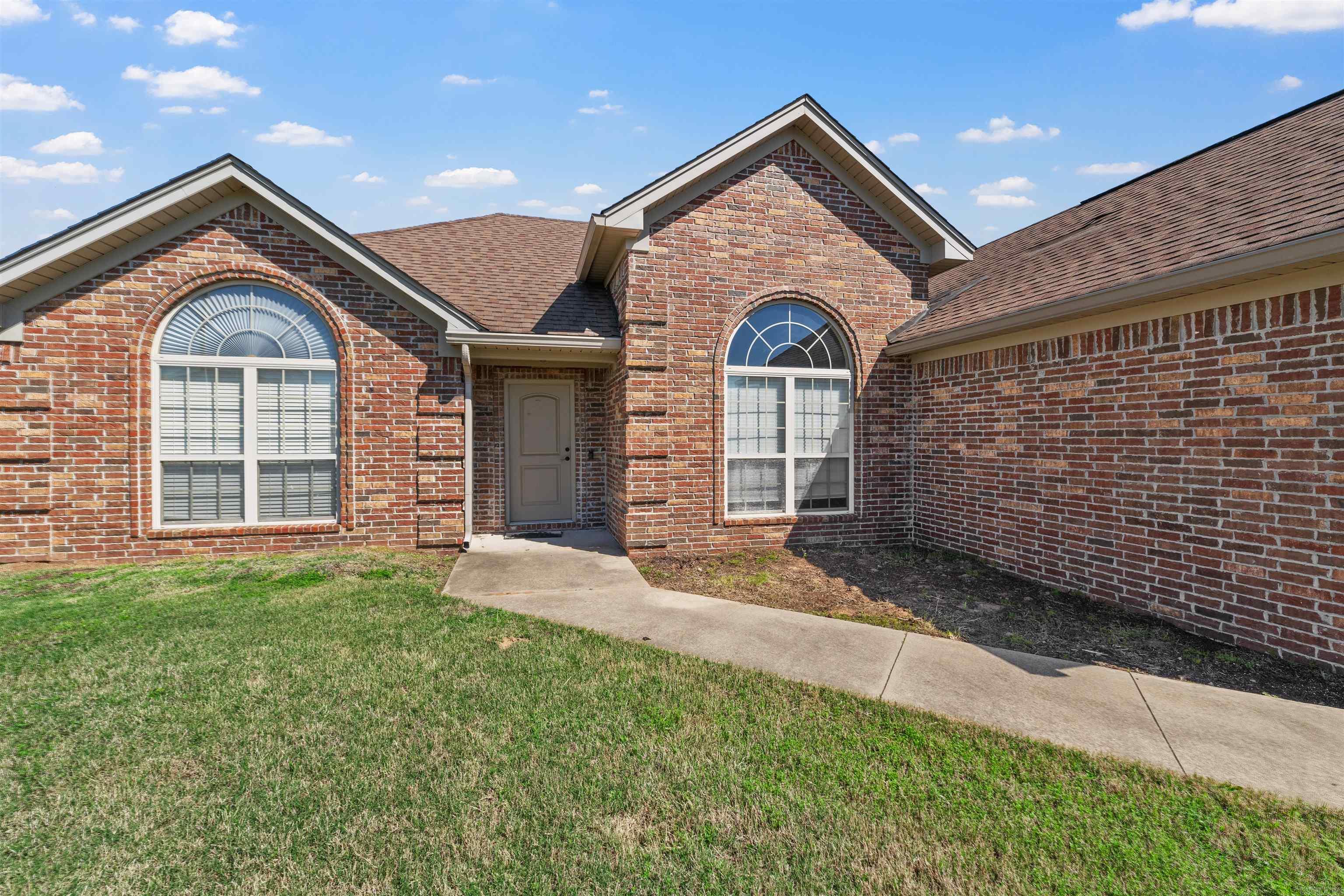 Stone Links - Residential