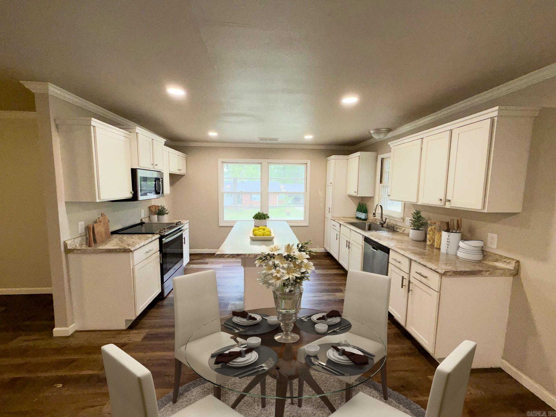 FOREST HILLS - Residential